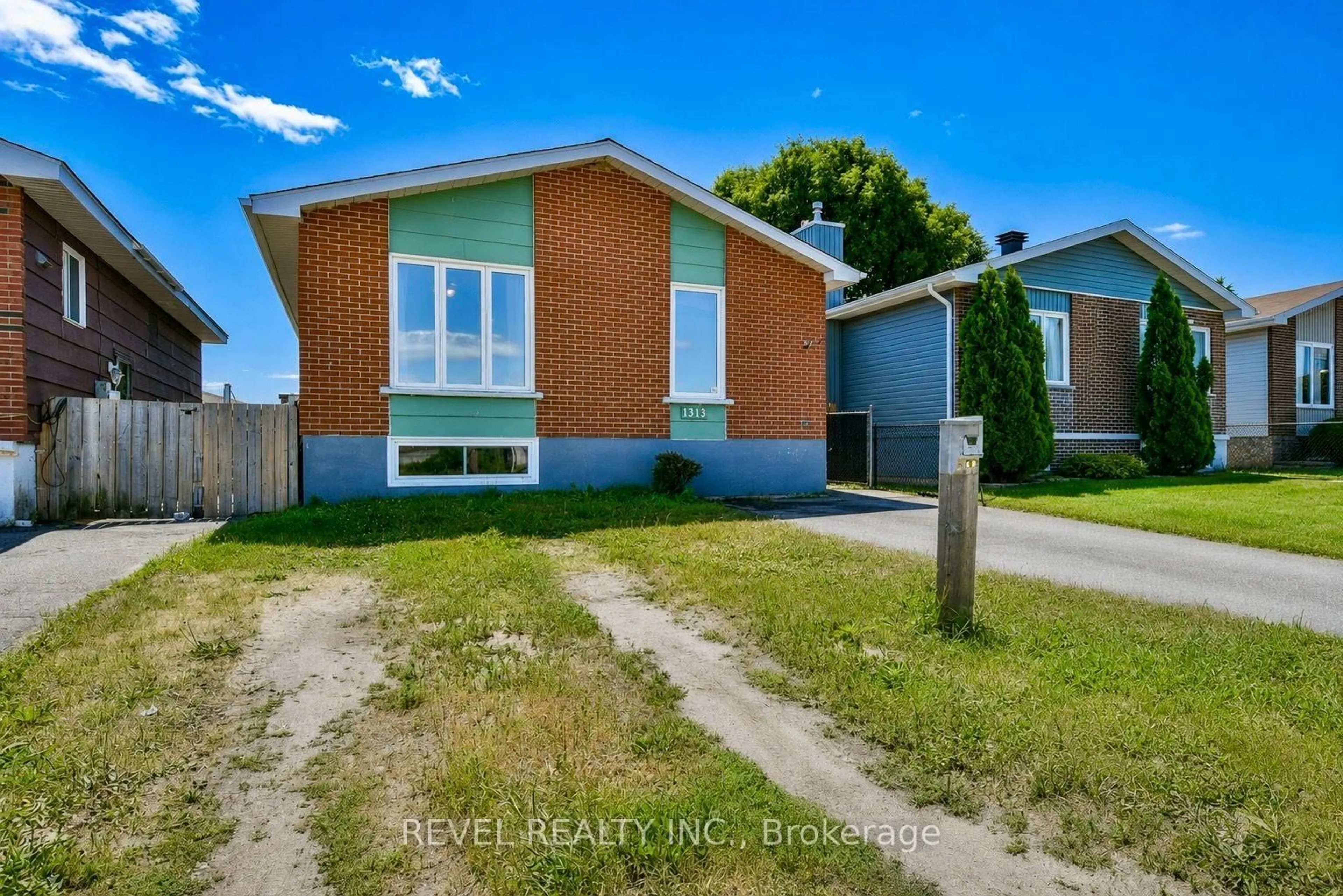 Unknown for 1313 Gatineau Blvd, Timmins Ontario P4R 1E4