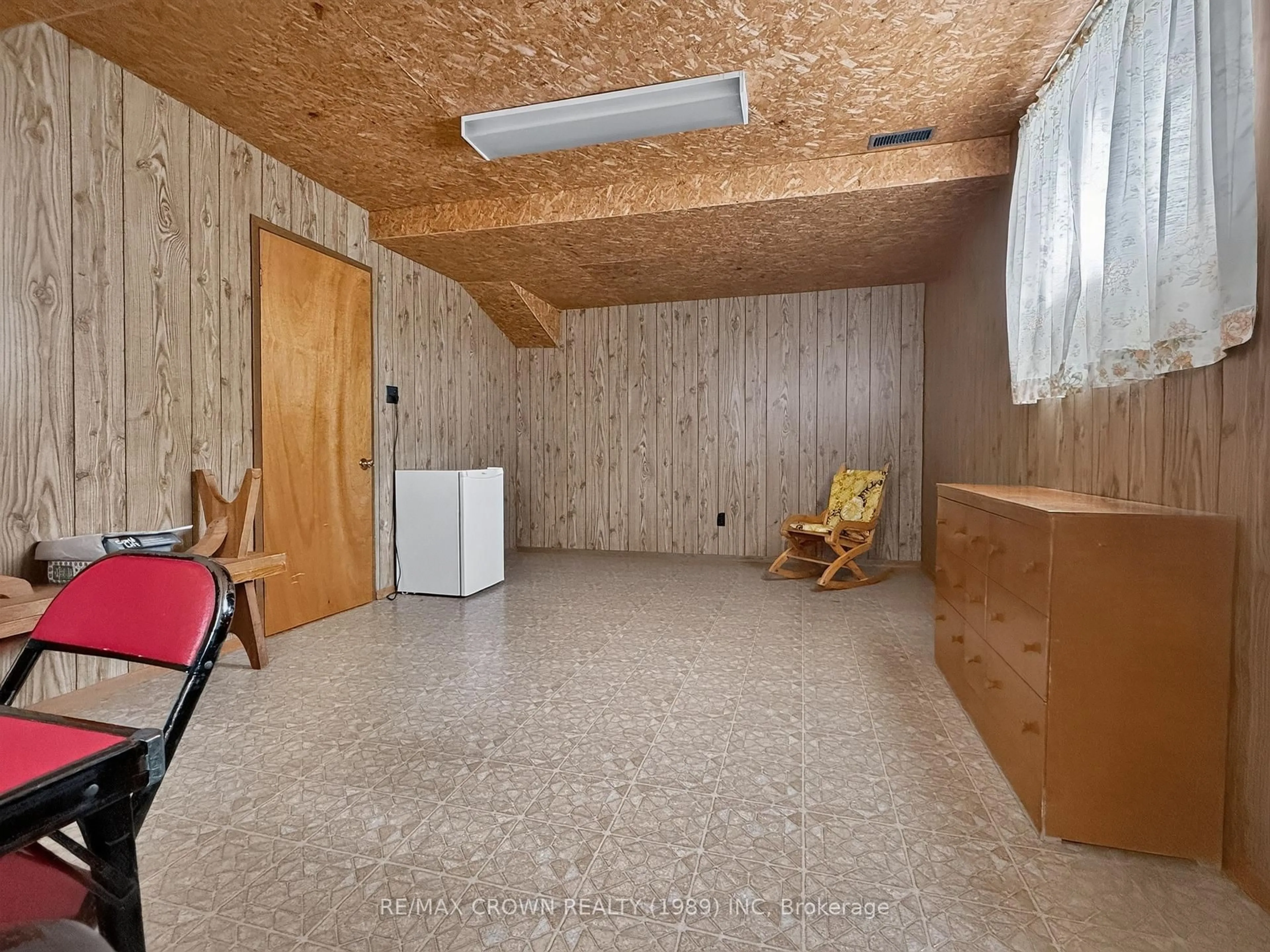 A pic of a room for 706 Prince St, Hearst Ontario P0L 1N0