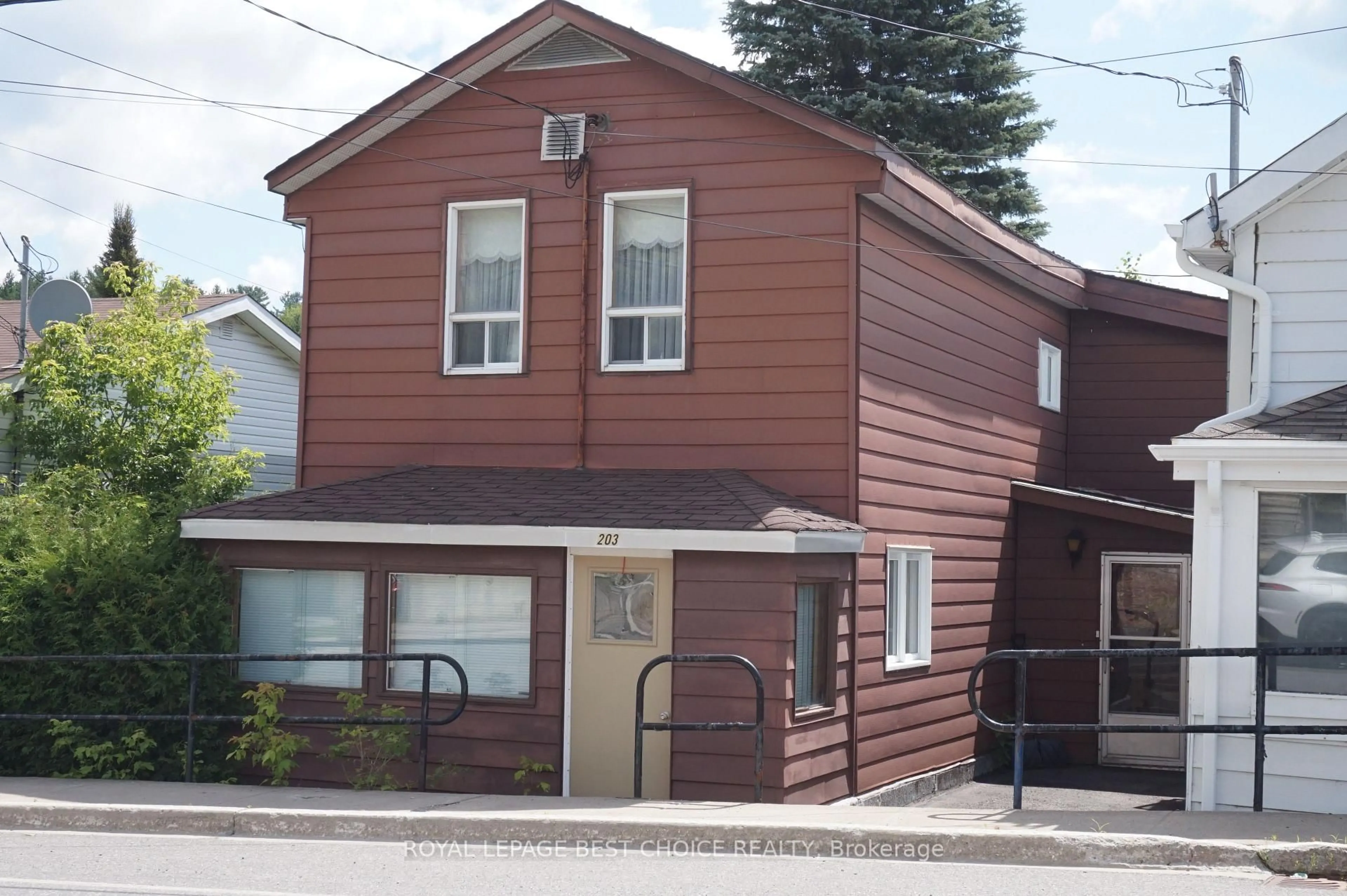 Unknown for 203 Lang St, Cobalt Ontario P0J 1C0