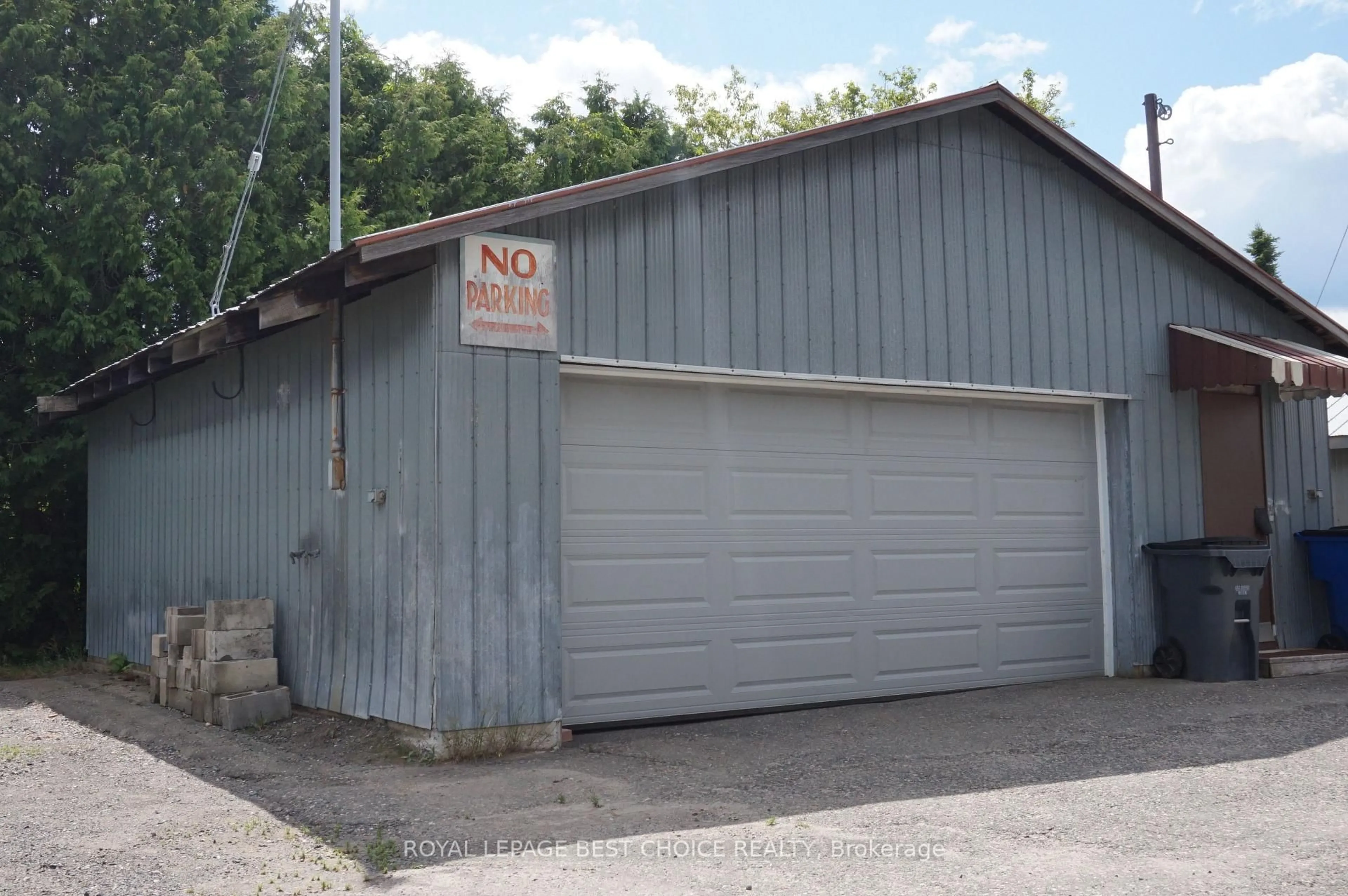 Shed for 203 Lang St, Cobalt Ontario P0J 1C0