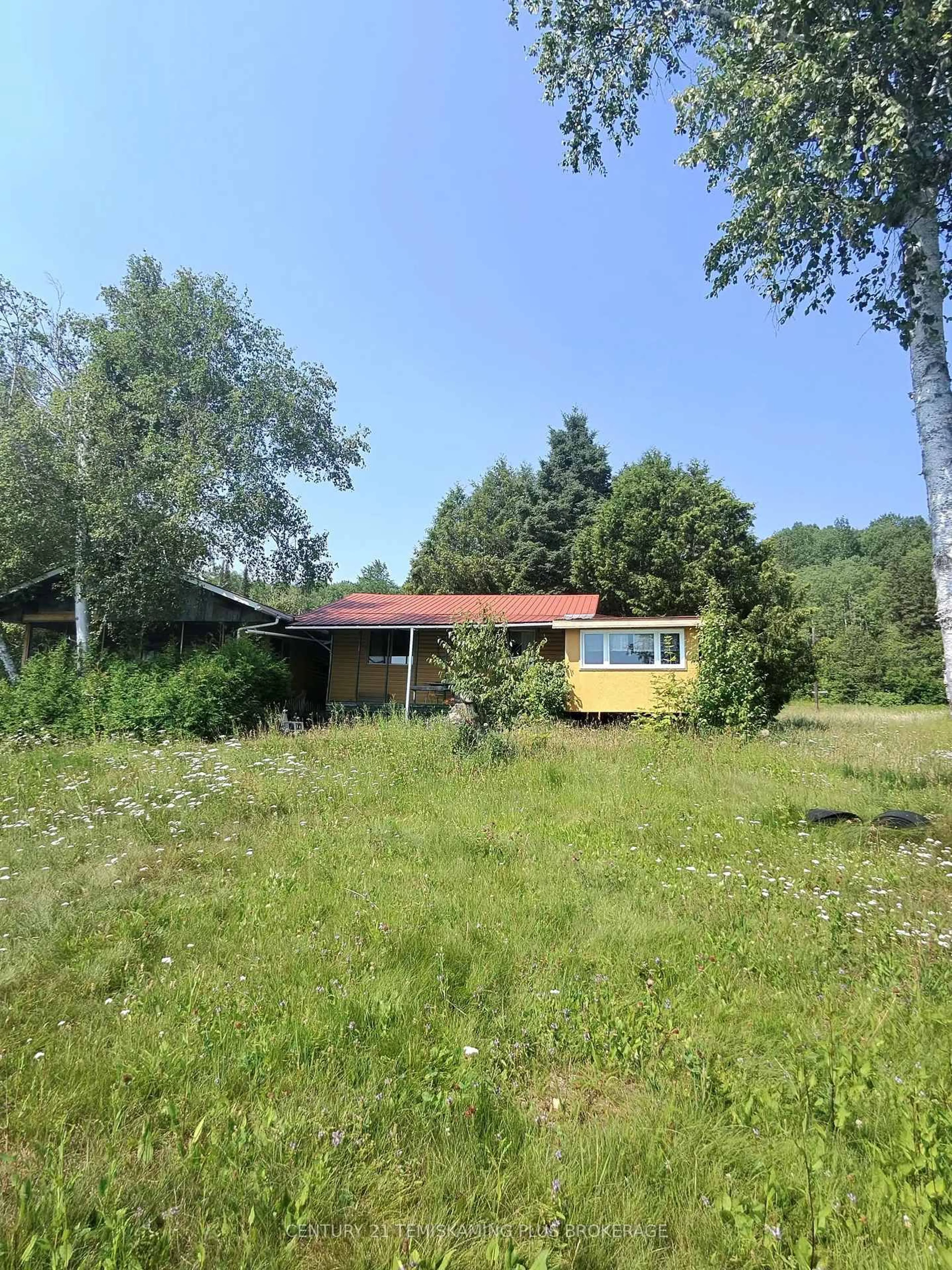 Shed for Con 7 Highway 567 Highway, Timiskaming Ontario P0J 1K0