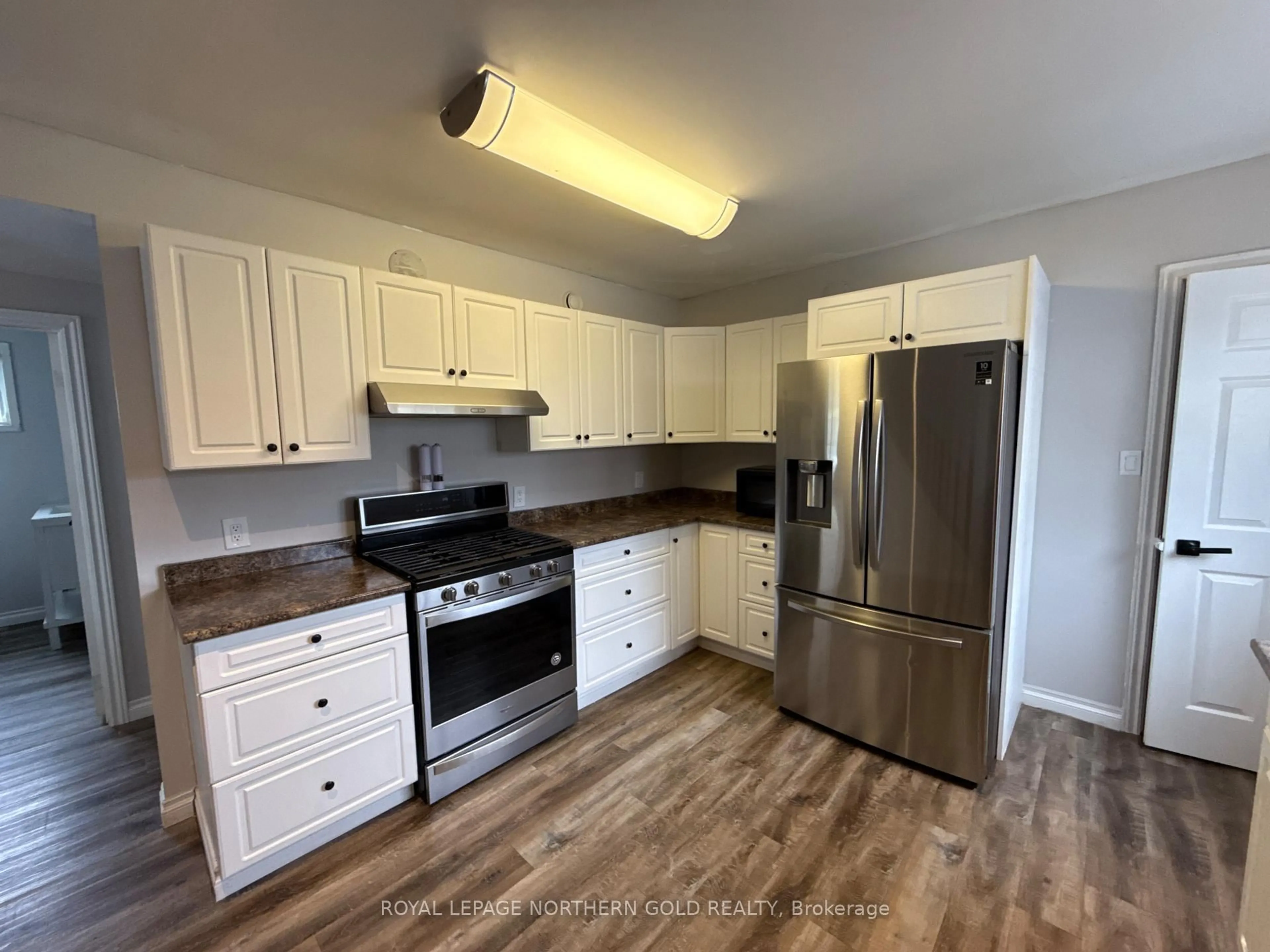 Standard kitchen, wood/laminate floor for 57 MCCAMUS Ave, Kirkland Lake Ontario P2N 2J8