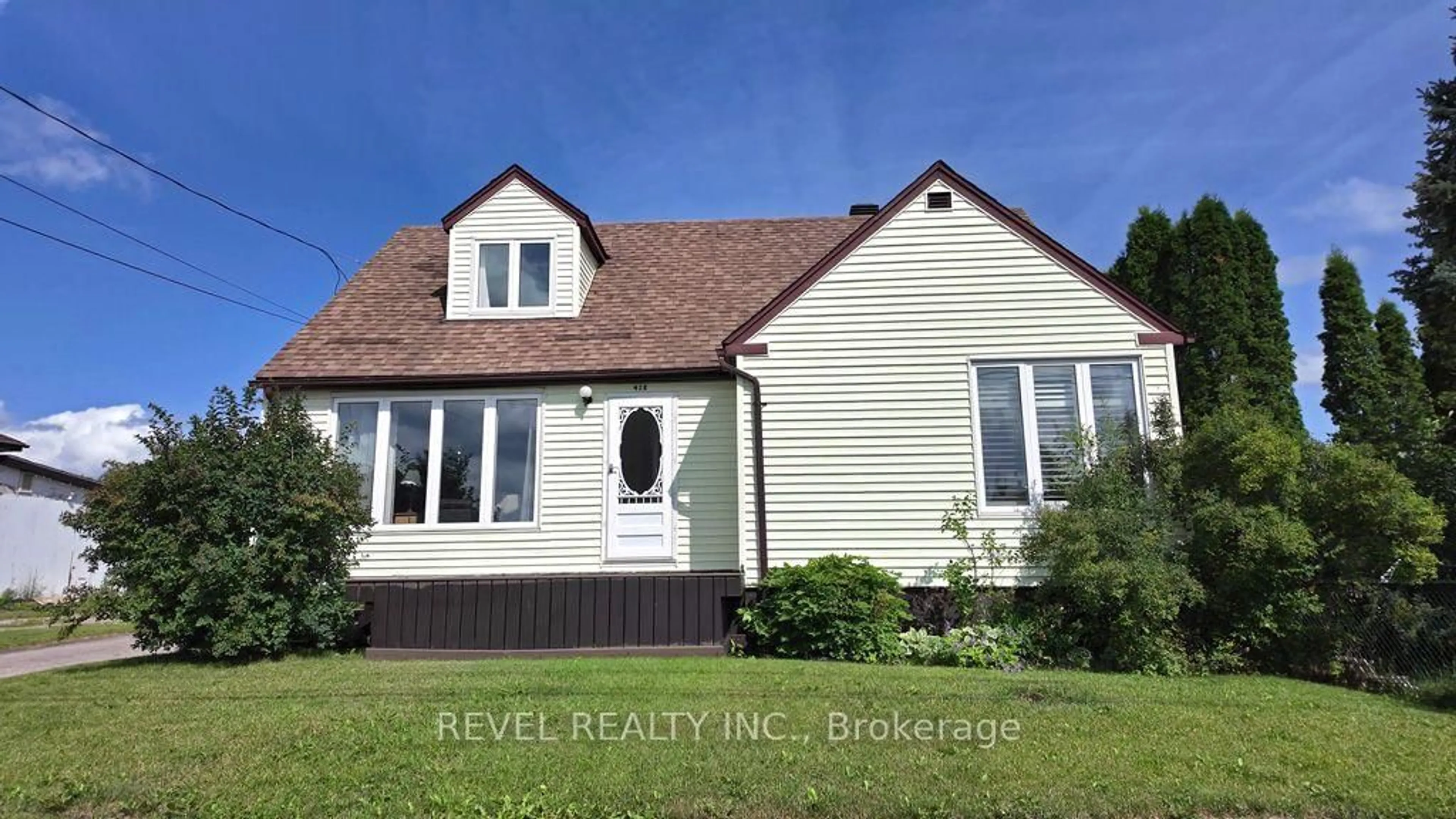 Home with vinyl exterior material, street for 428 Zealand Ave, Iroquois Falls Ontario P0K 1G0