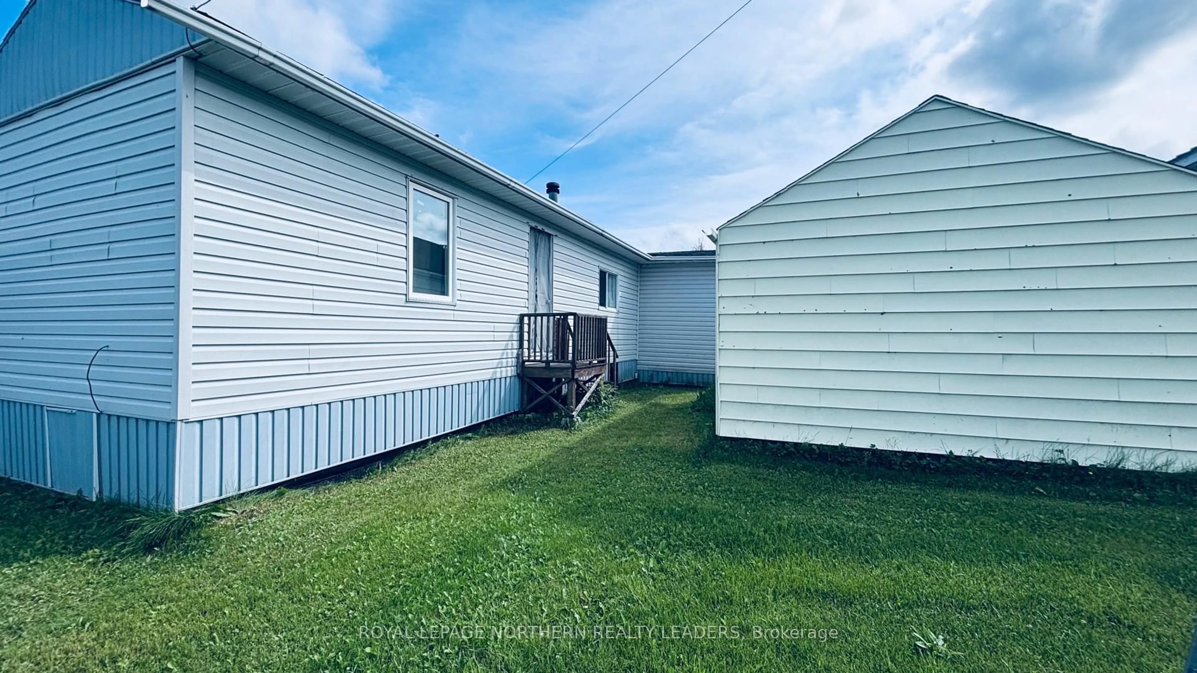 Unknown for 15 Star St, Cochrane Ontario P0L 1C0