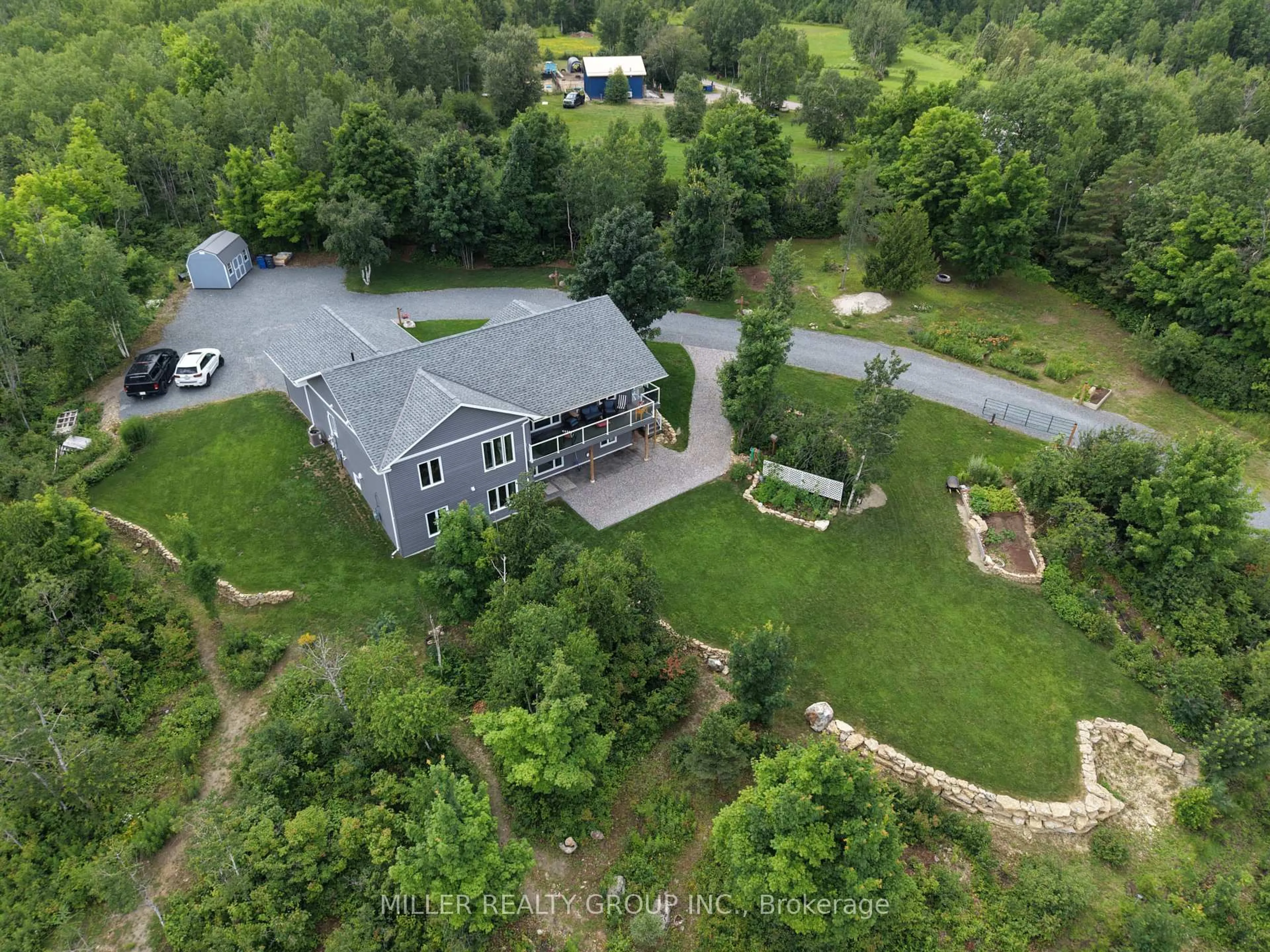 A pic from outside/outdoor area/front of a property/back of a property/a pic from drone, unknown for 160 Niven St, Temiskaming Shores Ontario P0J 1K0