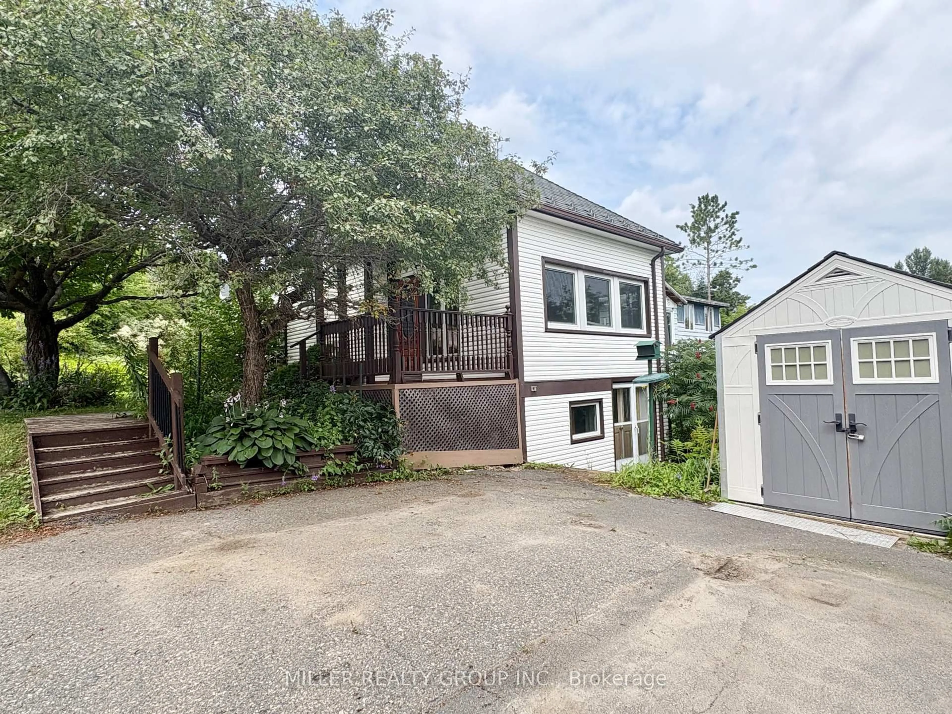 A pic from outside/outdoor area/front of a property/back of a property/a pic from drone, street for 733 Latchford St, Temiskaming Shores Ontario P0J 1K0