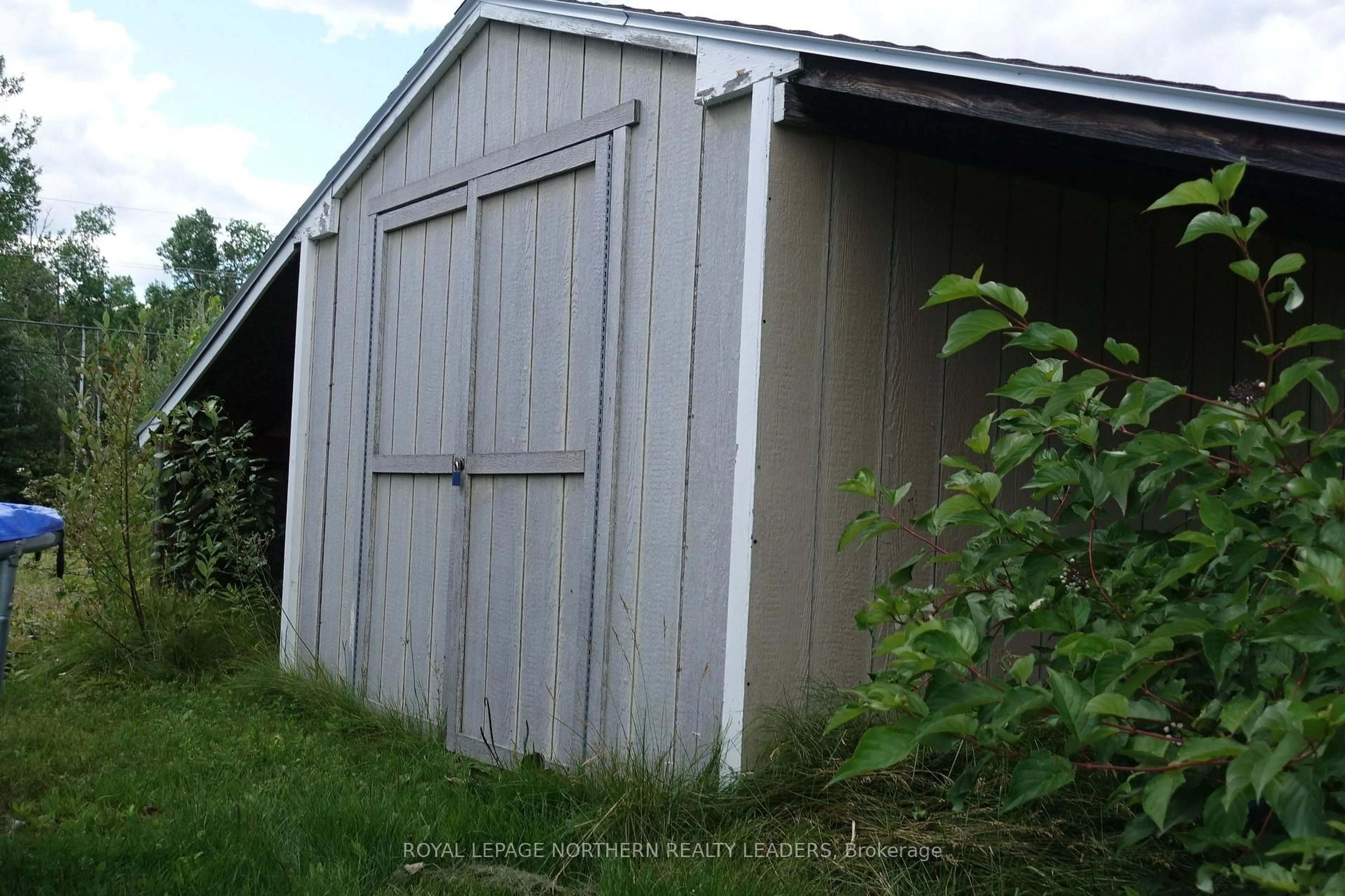 Shed for 85 Majestic Dr, Timmins Ontario P4R 1N6