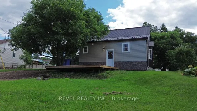 434 Park Lane, Black River-Matheson 4