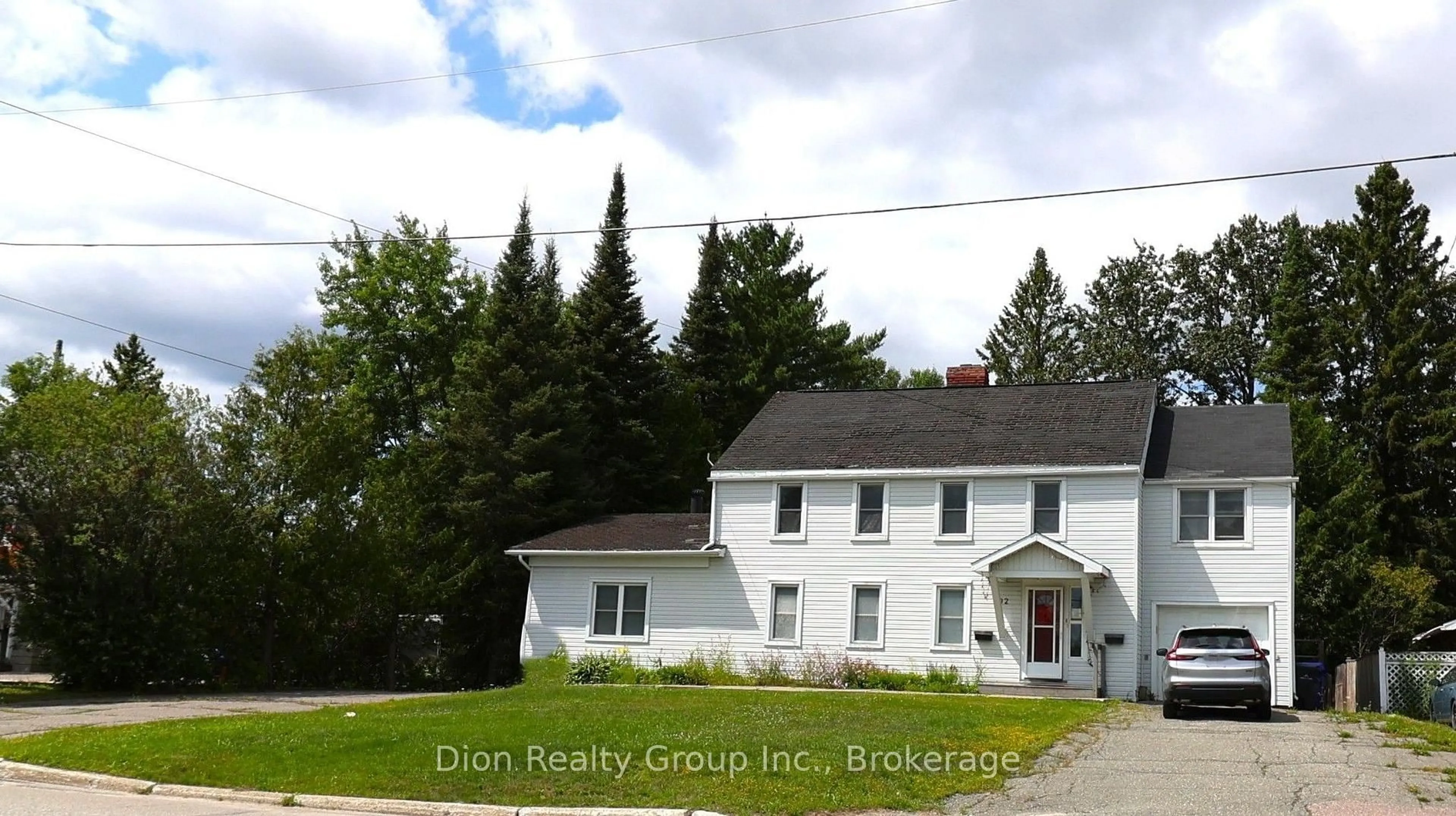 A pic from outside/outdoor area/front of a property/back of a property/a pic from drone, building for 102 Government Rd, Kirkland Lake Ontario P2N 1A8