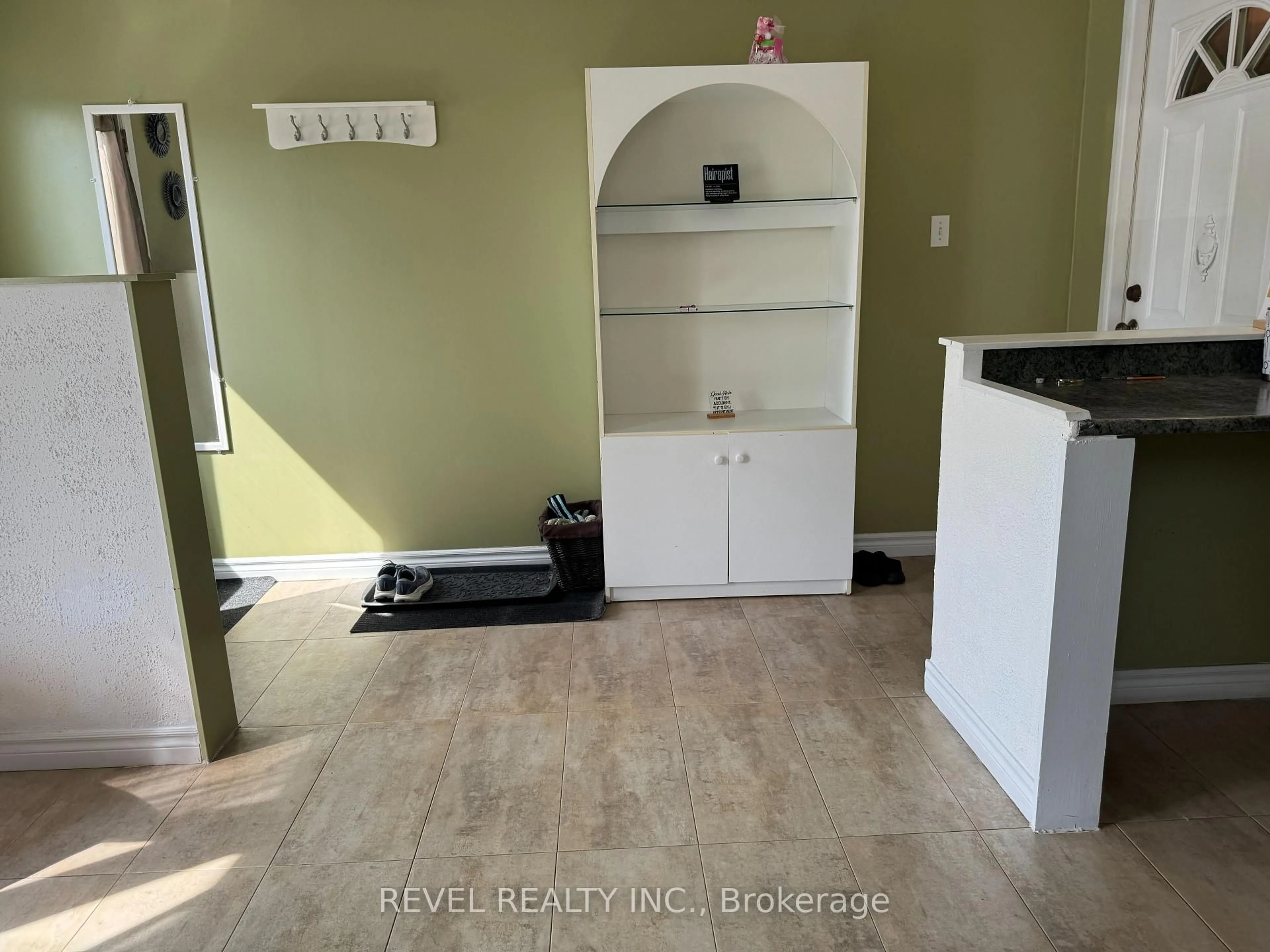 A pic of a room for 214 Birch St, Timmins Ontario P4N 2B1