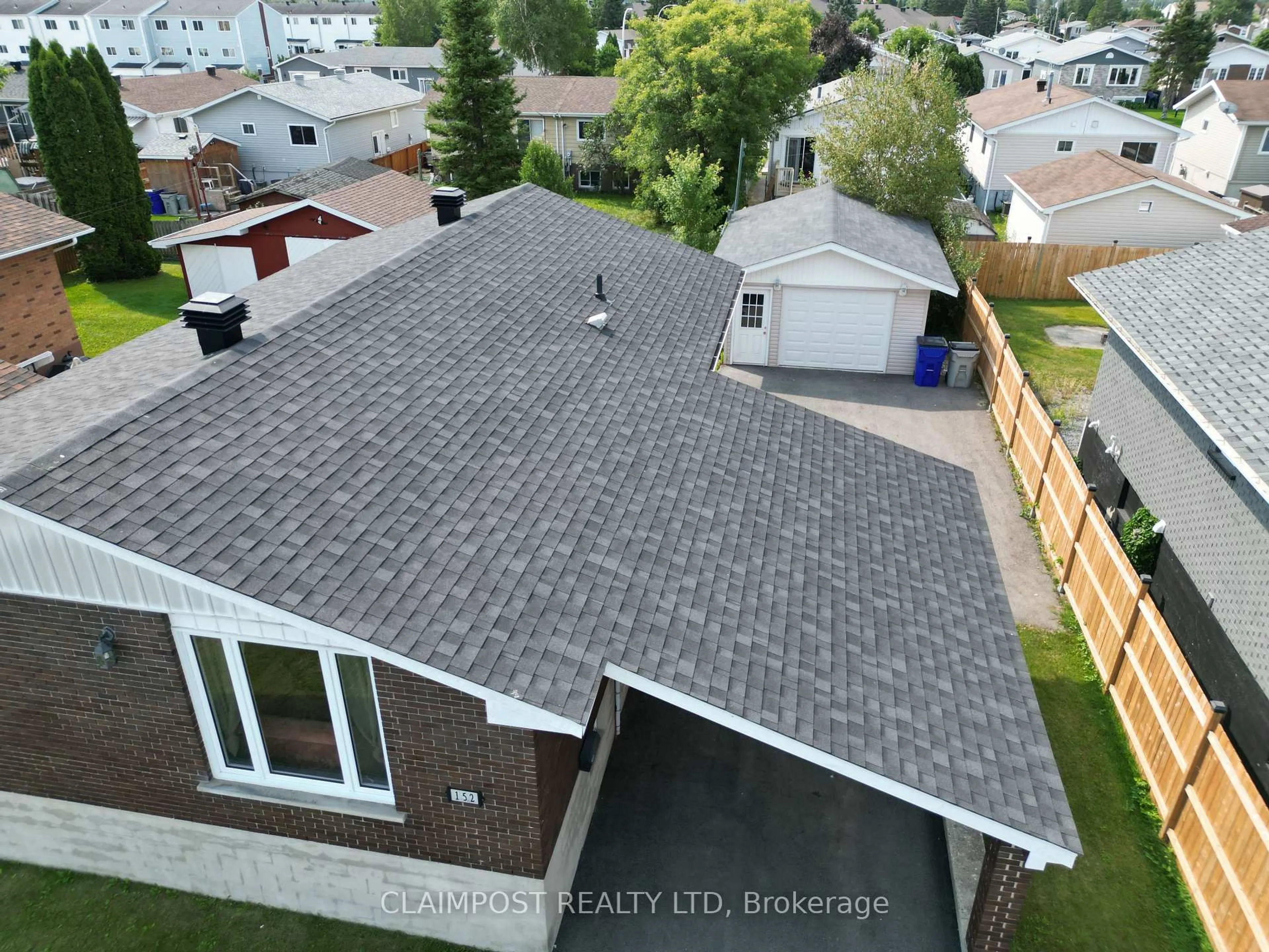 A pic from outside/outdoor area/front of a property/back of a property/a pic from drone, street for 152 Viscount Ave, Timmins Ontario P4R 1C8