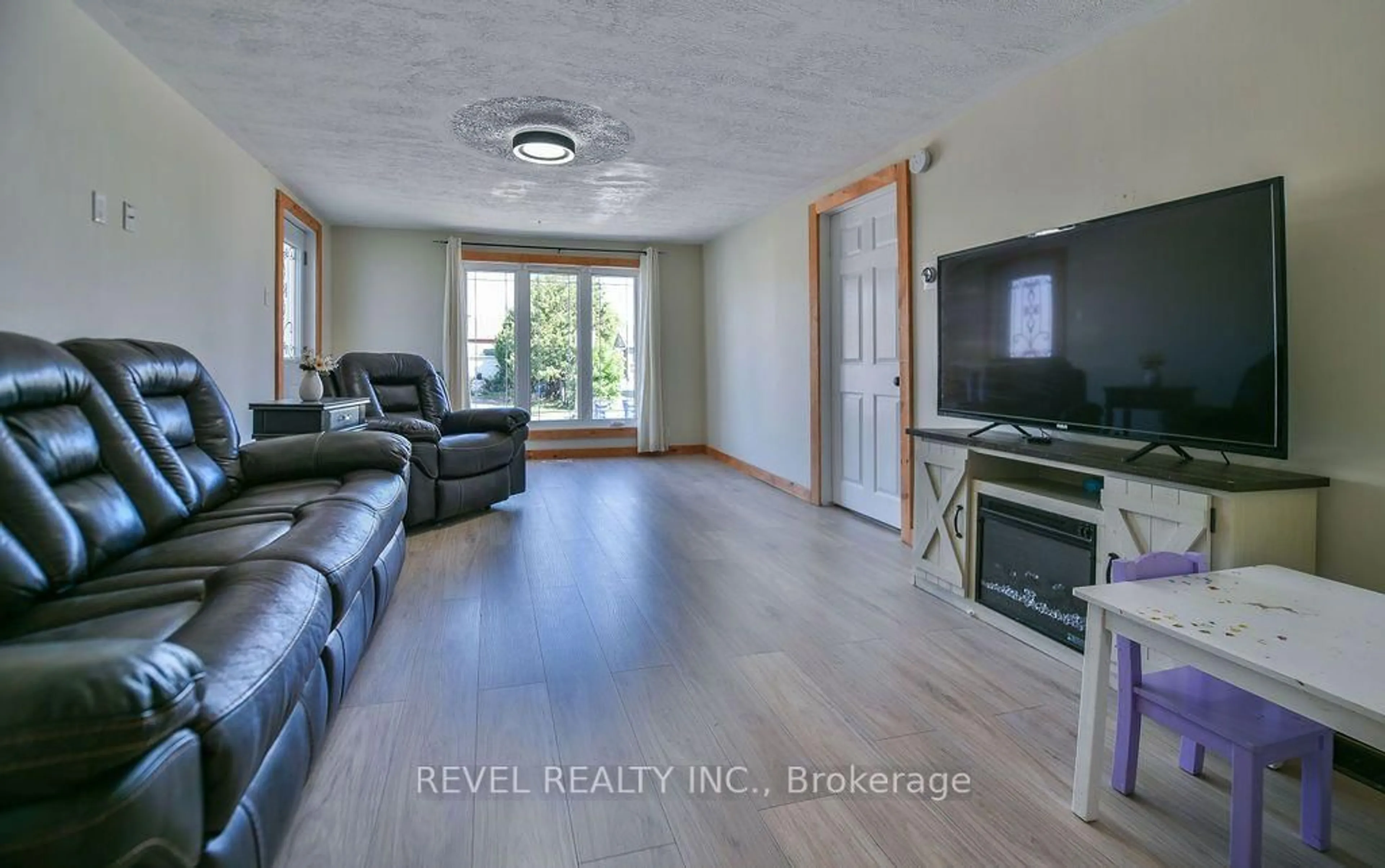 Living room with furniture, unknown for 47 Essa Ave, Timmins Ontario P0N 1H0
