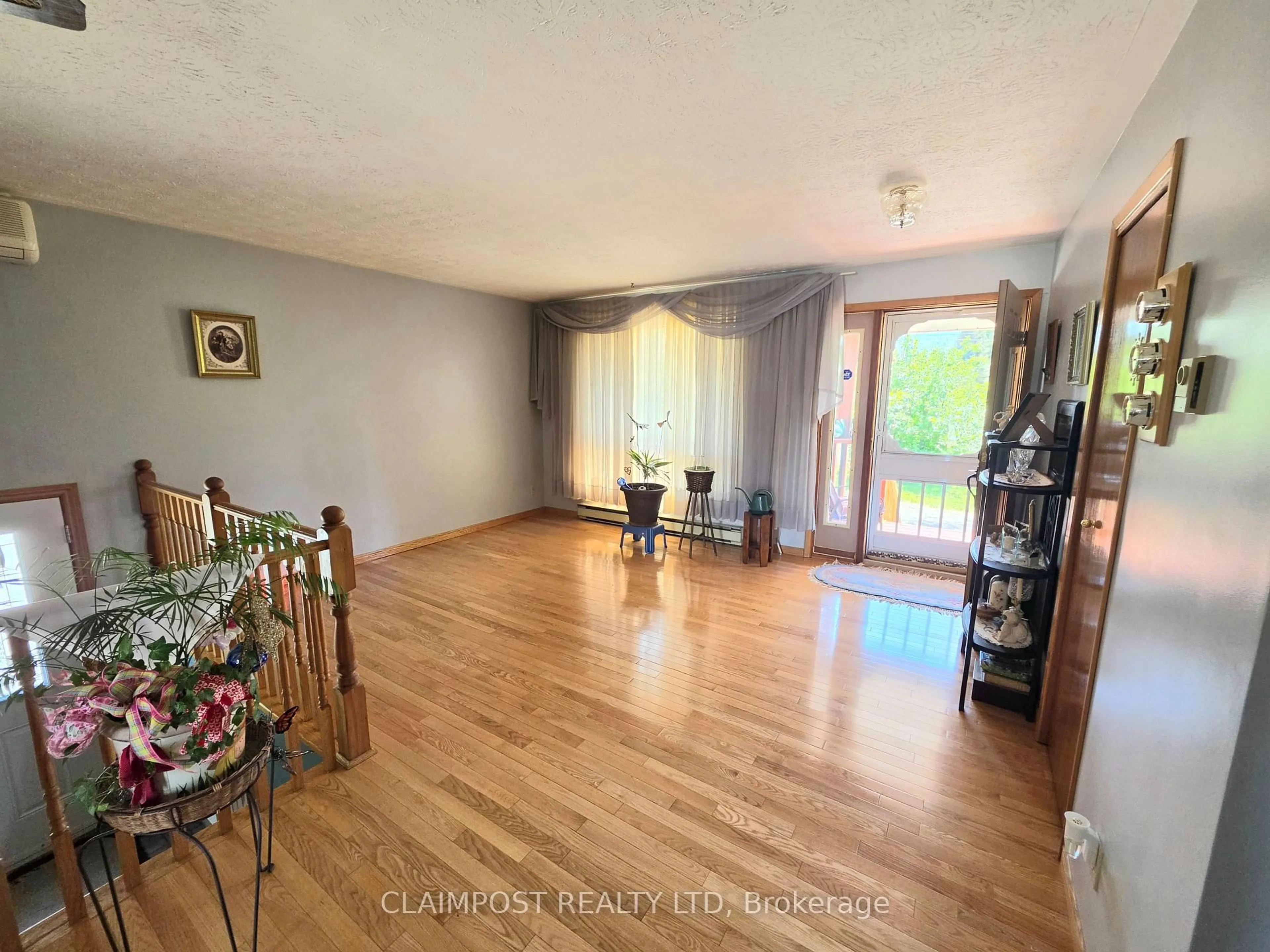 A pic of a room for 2814 Dalton Rd, Timmins Ontario P4N 7C2