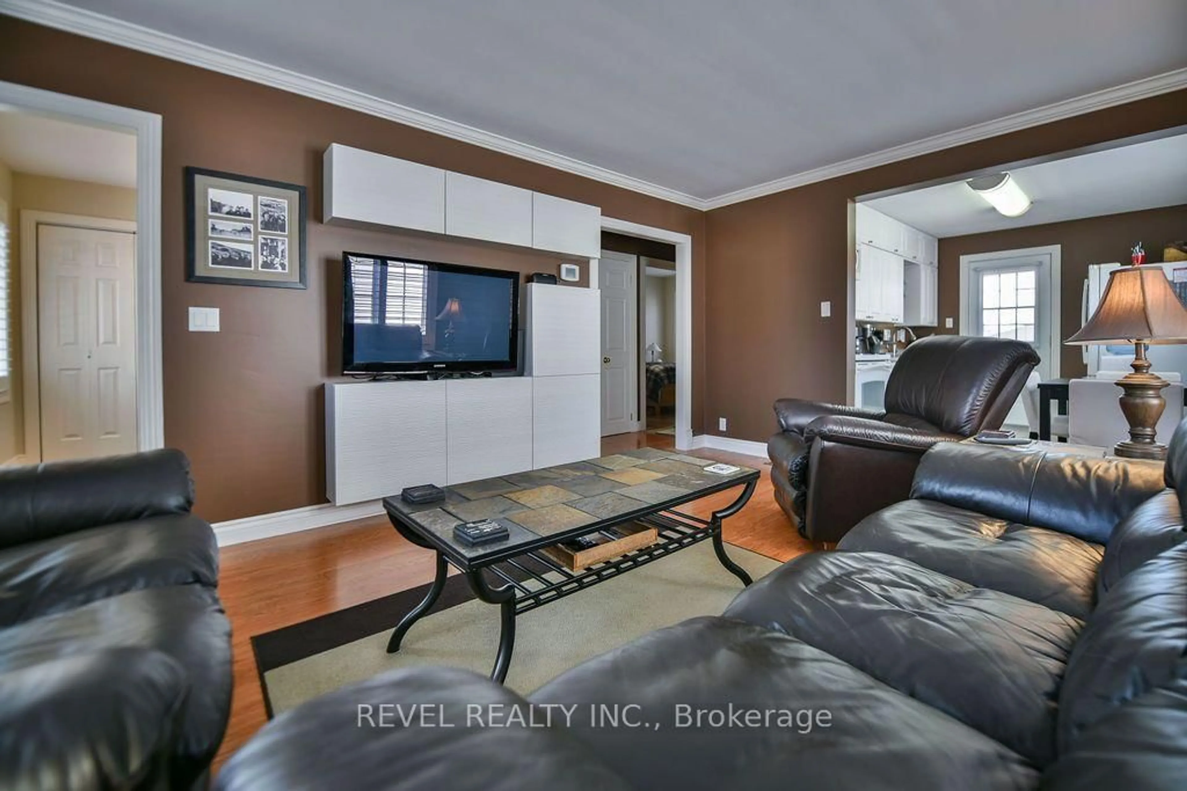 Living room with furniture, unknown for 511 Pine St, Timmins Ontario P4N 6L9