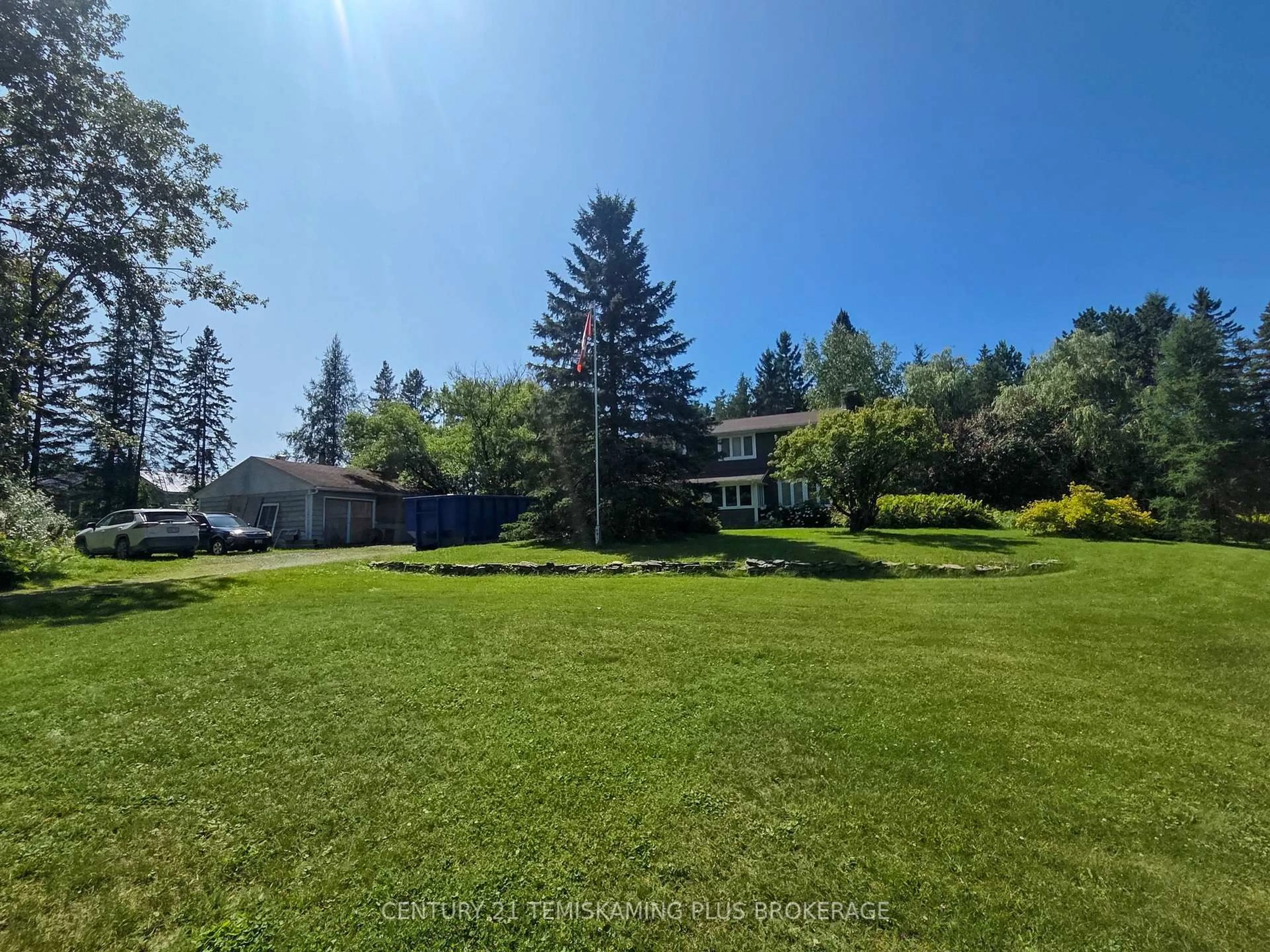 A pic from outside/outdoor area/front of a property/back of a property/a pic from drone, water/lake/river/ocean view for 474230 Kap Kig Iwan Rd, Englehart Ontario P0J 1H0