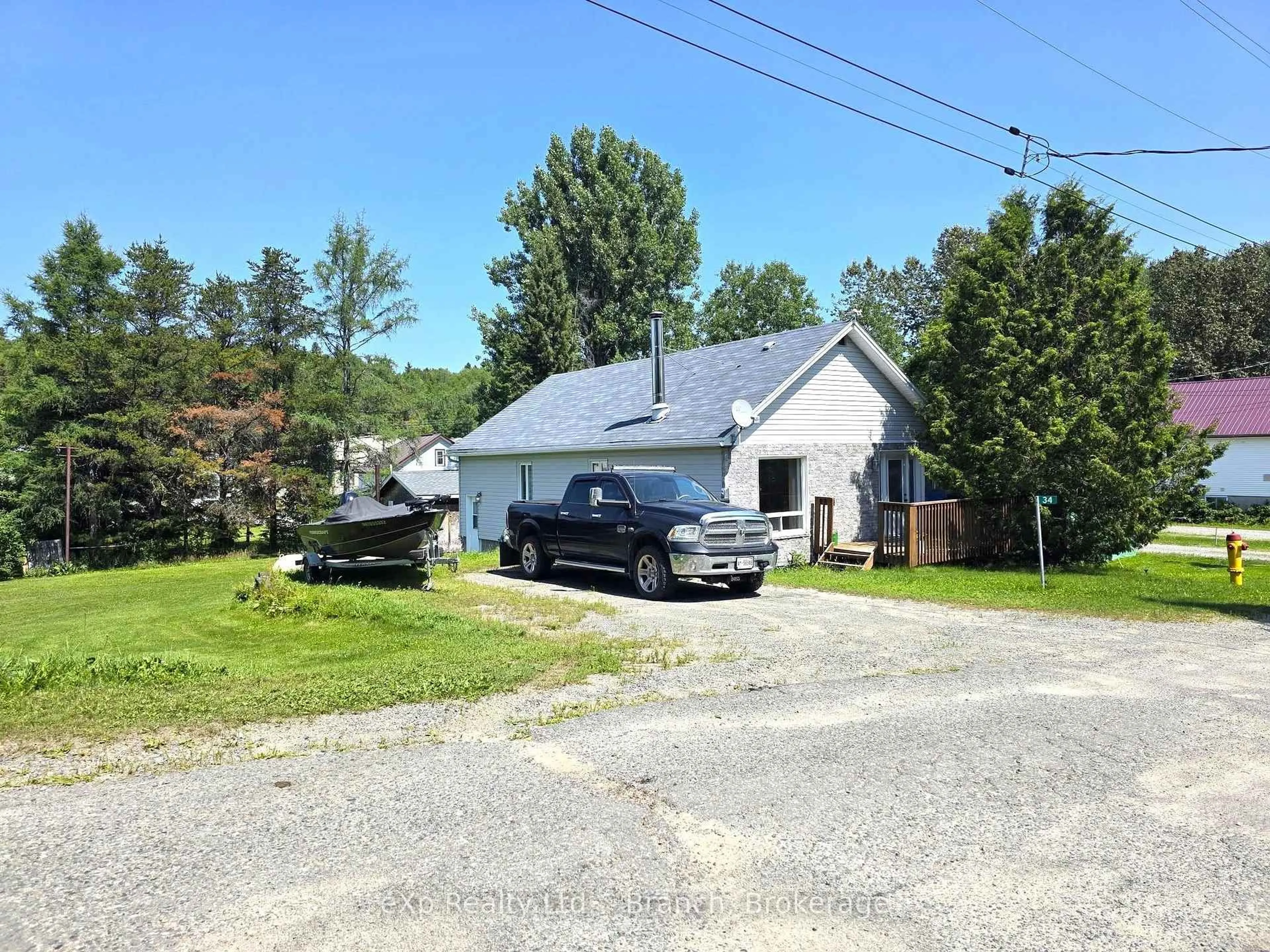 A pic from outside/outdoor area/front of a property/back of a property/a pic from drone, street for 34 Third Ave, Kirkland Lake Ontario P0K 1L0