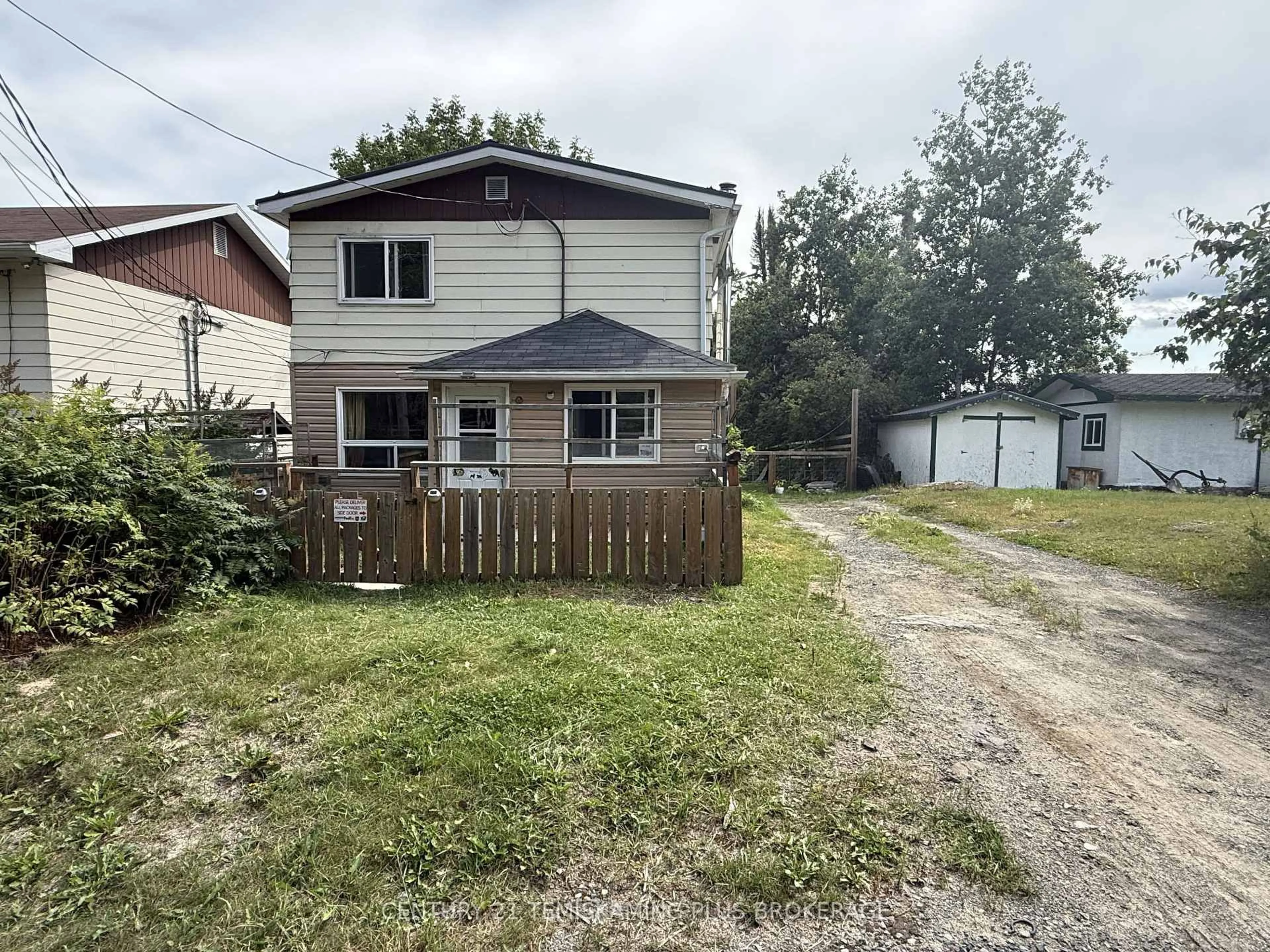 Unknown for 8 Swastika Ave, Kirkland Lake Ontario P0K 1T0
