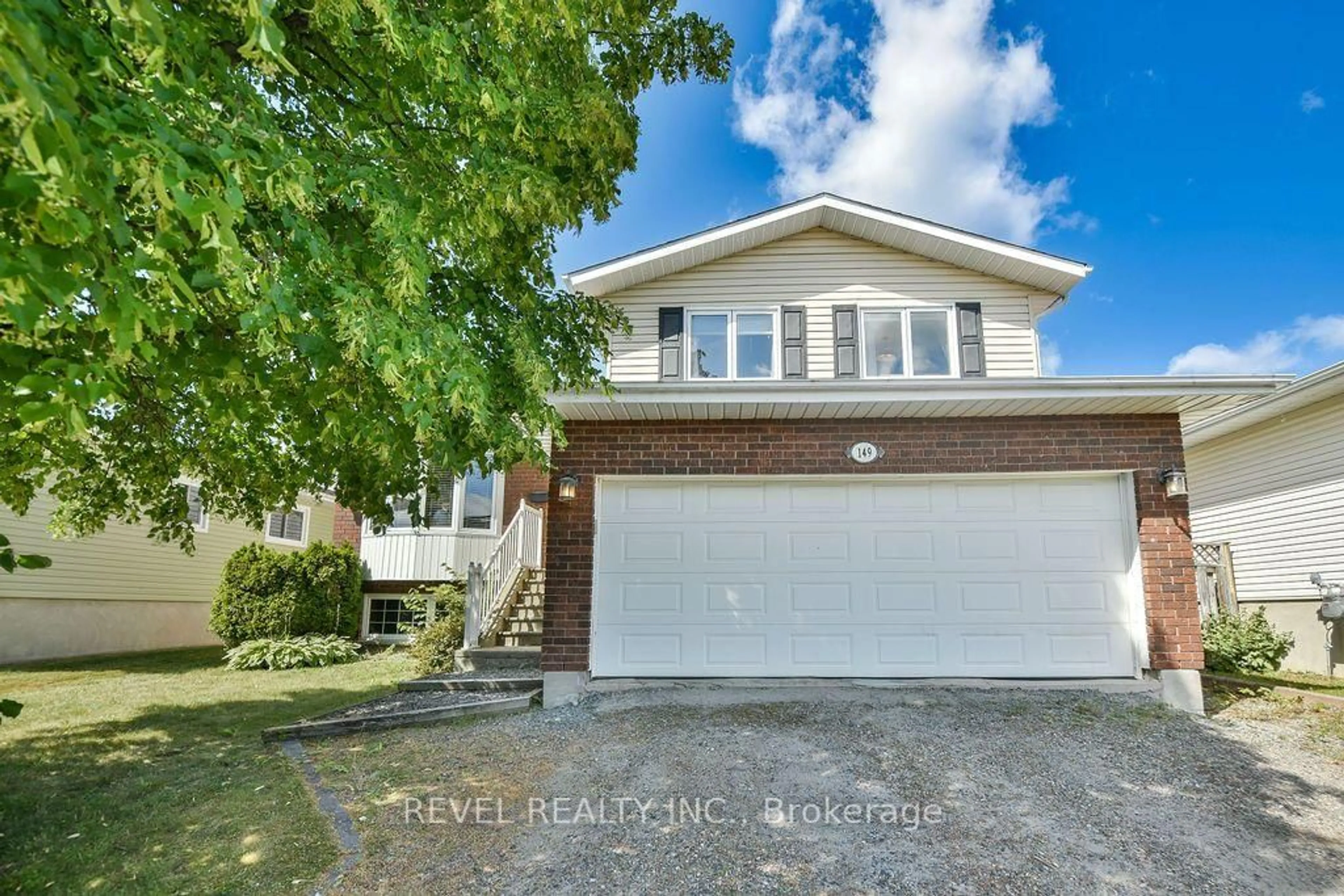 Home with brick exterior material, street for 149 Girdwood Cres, Timmins Ontario P0N 1H0