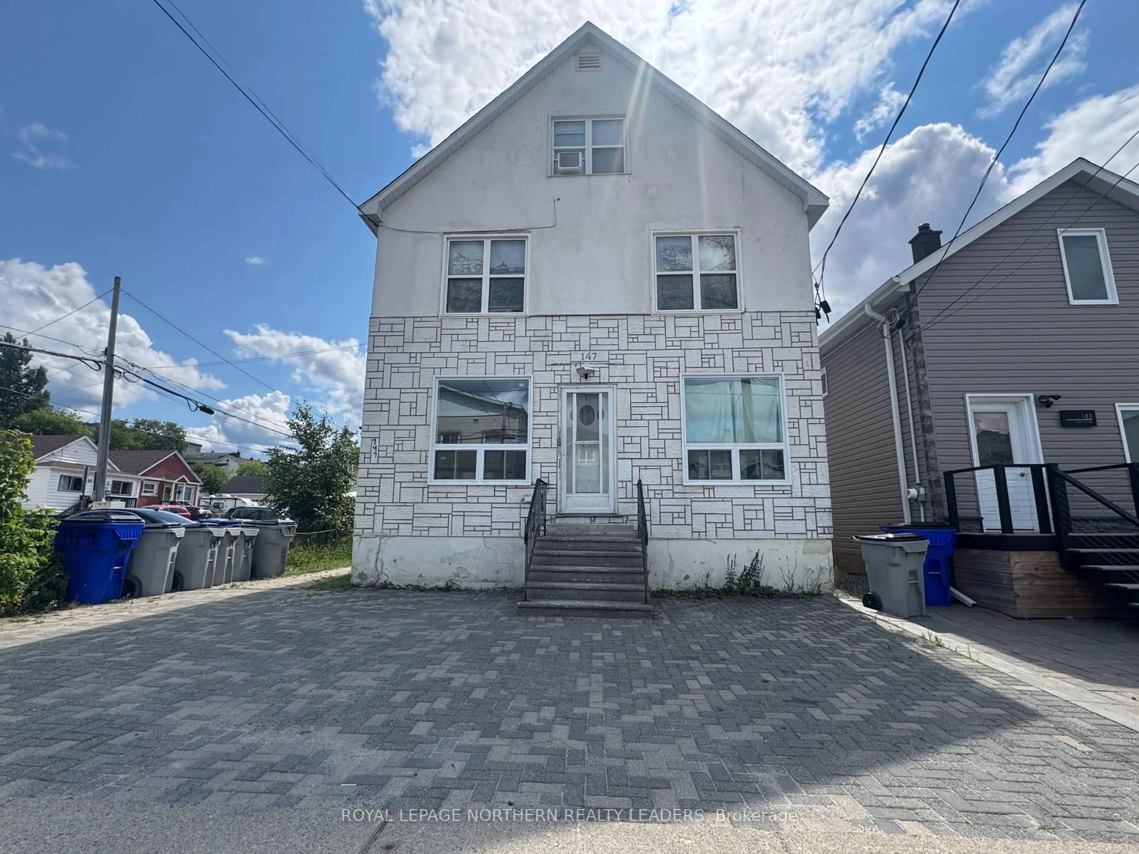 A pic from outside/outdoor area/front of a property/back of a property/a pic from drone, building for 147 Sixth Ave, Timmins Ontario P4N 5M4