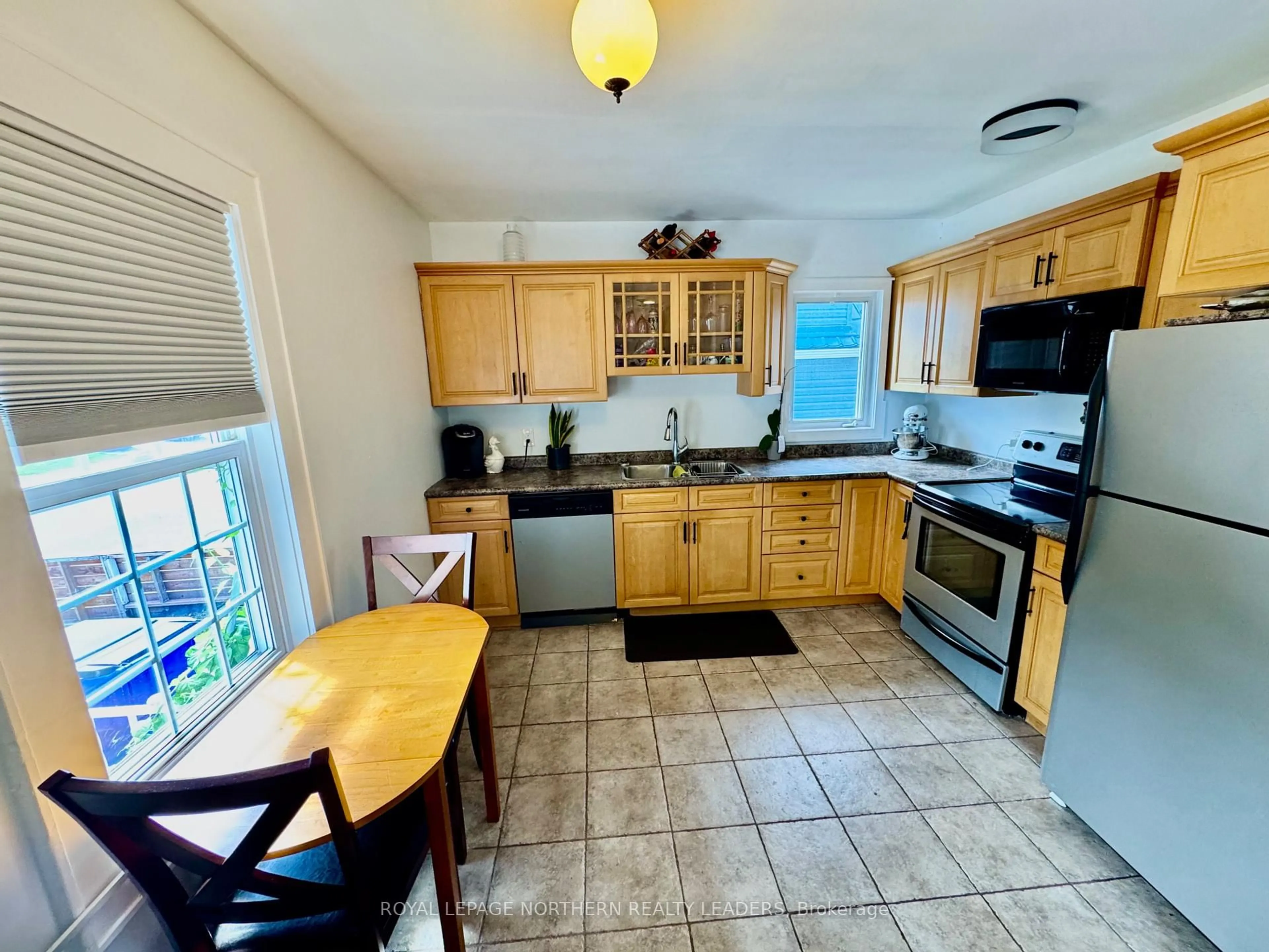 Standard kitchen, ceramic/tile floor for 30 Fern Ave, Timmins Ontario P0N 1H0