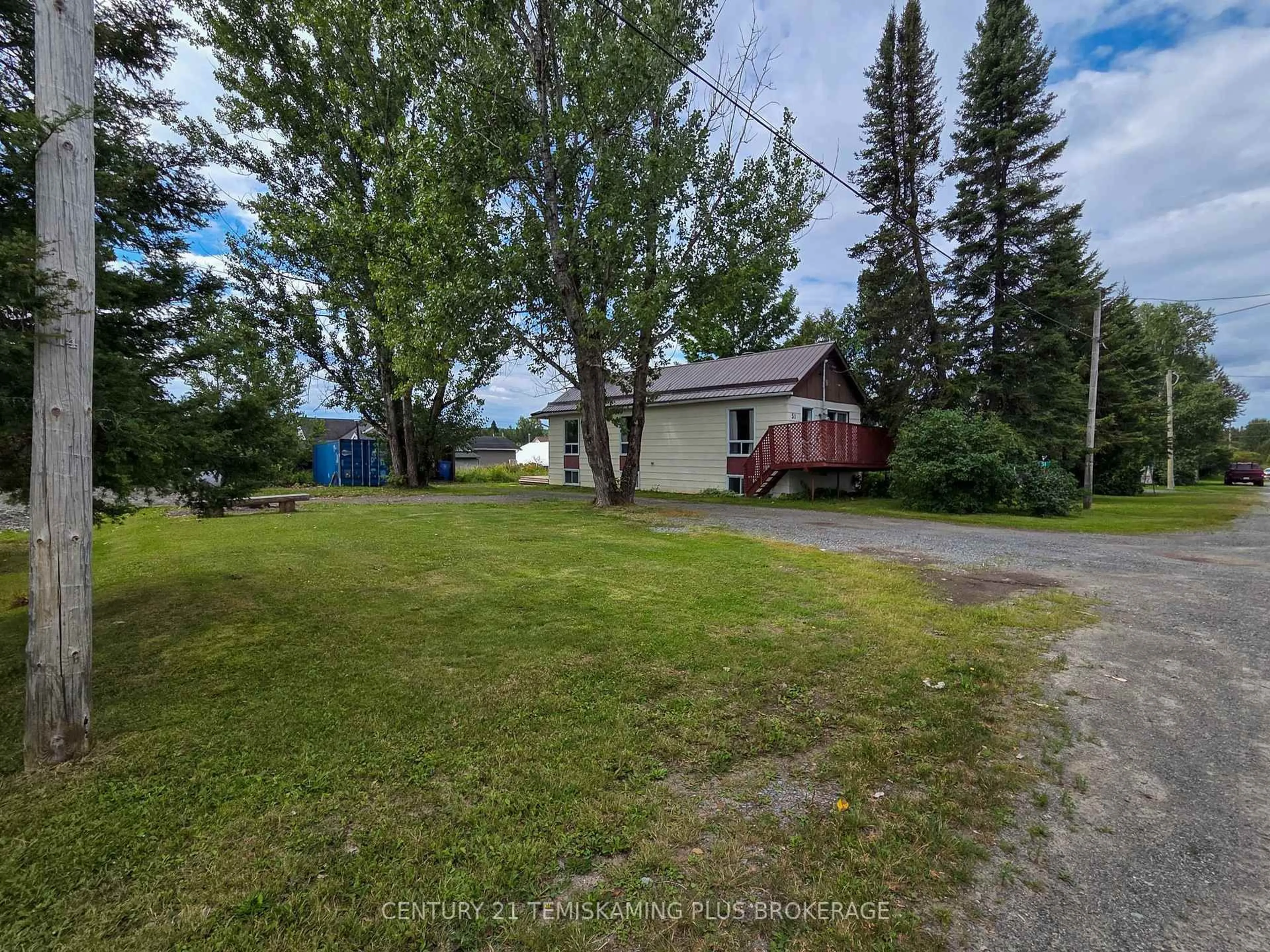 A pic from outside/outdoor area/front of a property/back of a property/a pic from drone, street for 51 Third Ave, Kirkland Lake Ontario P0K 1L0