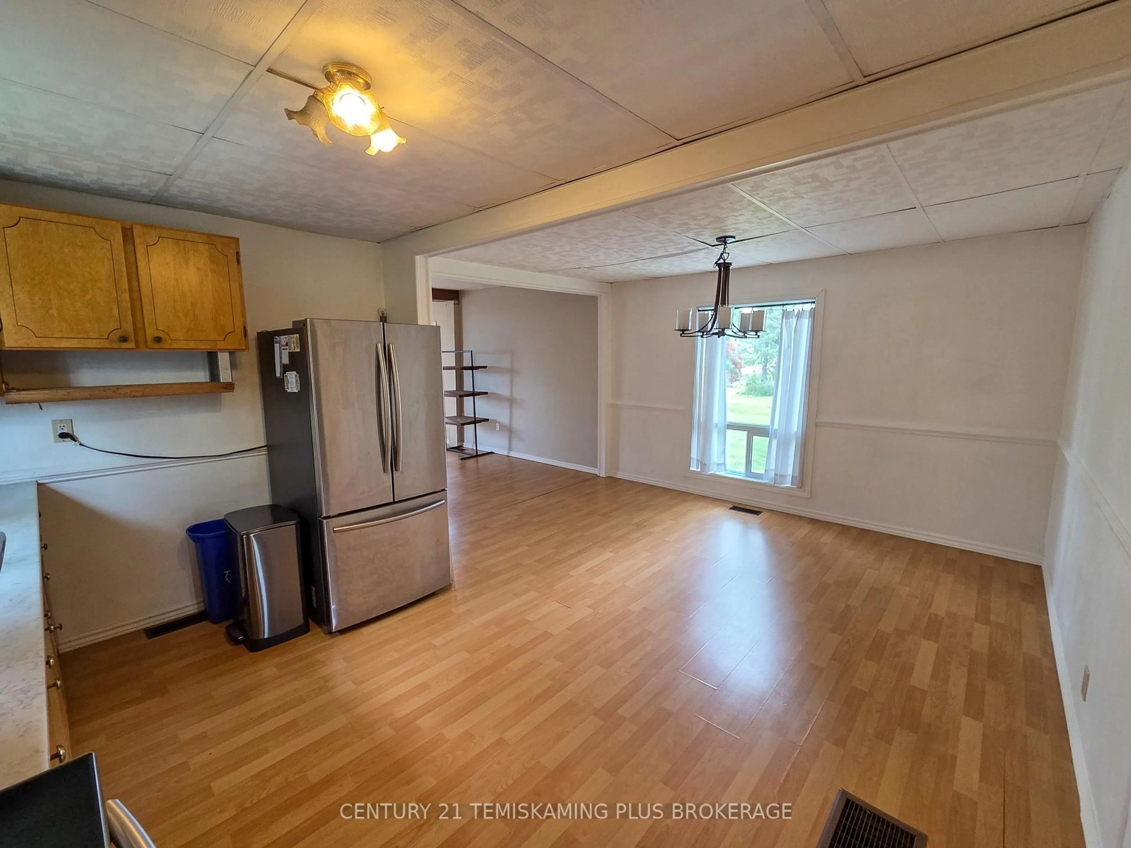 A pic of a room for 51 Third Ave, Kirkland Lake Ontario P0K 1L0