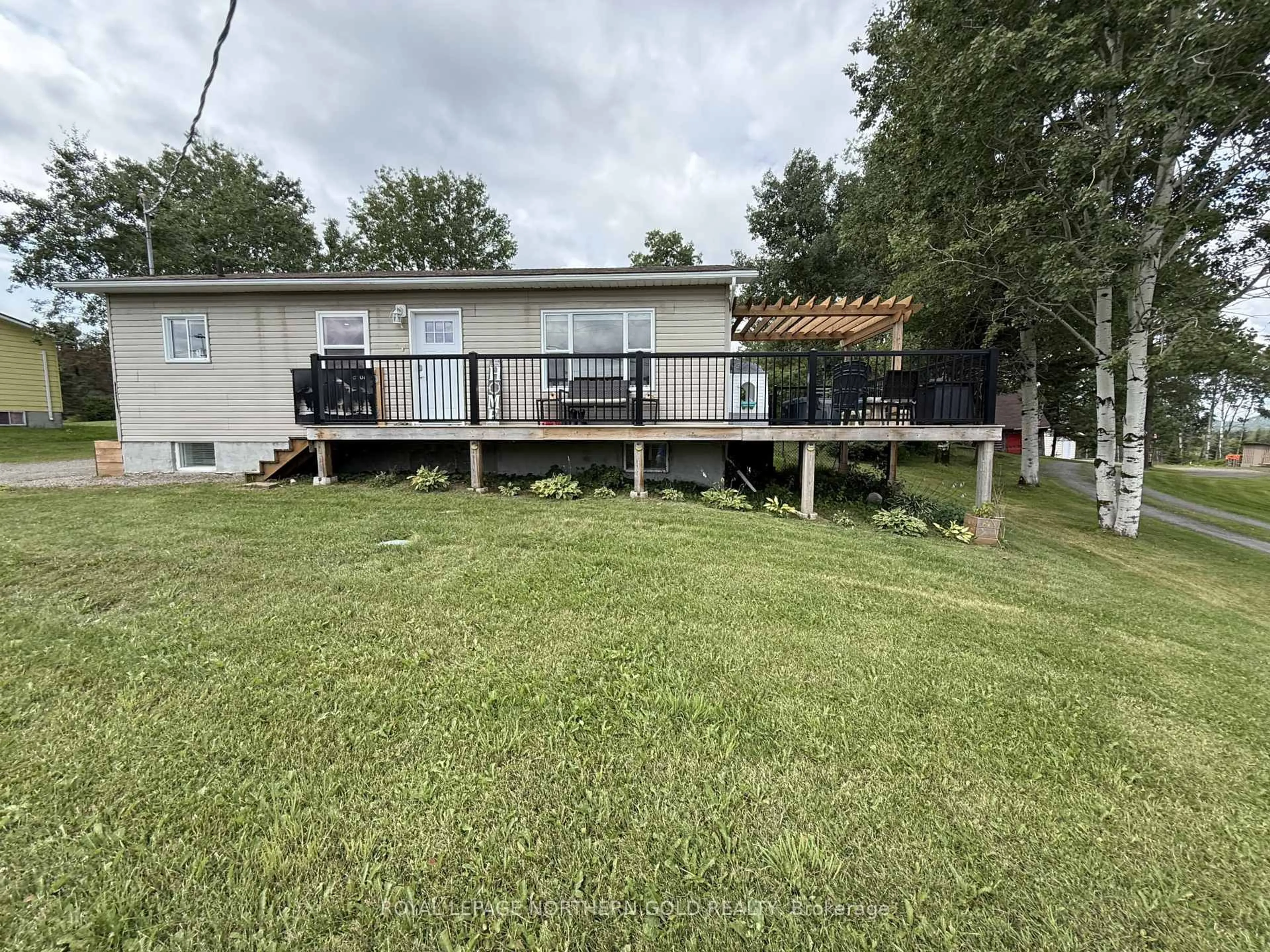 A pic from outside/outdoor area/front of a property/back of a property/a pic from drone, water/lake/river/ocean view for 5075 Highway 112 Highway, Kirkland Lake Ontario P0K 1T0