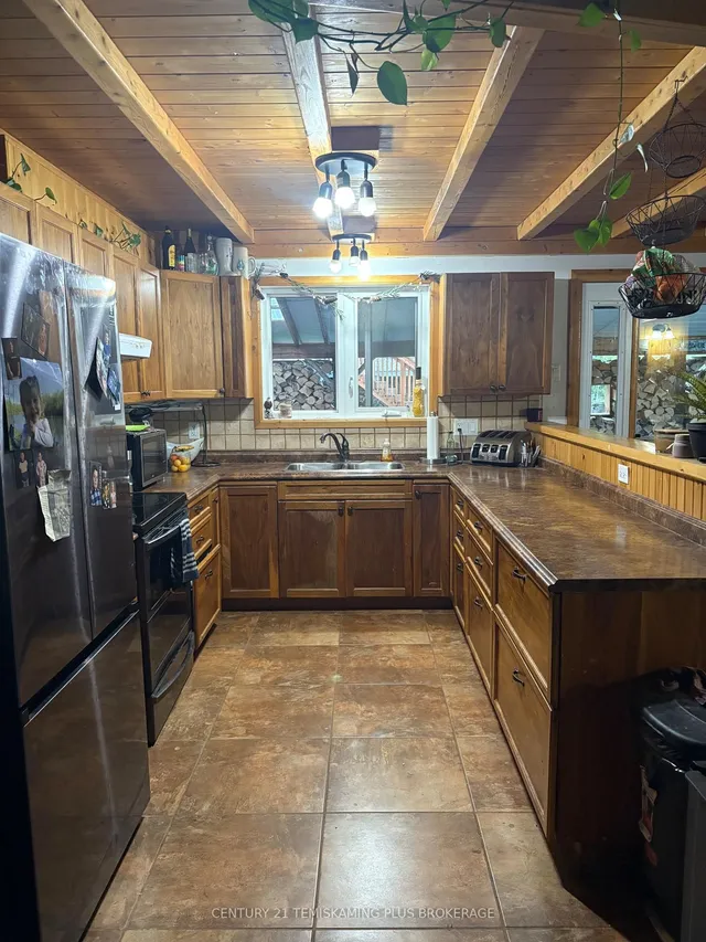 974381 HWY 567 Highway, Timiskaming 5