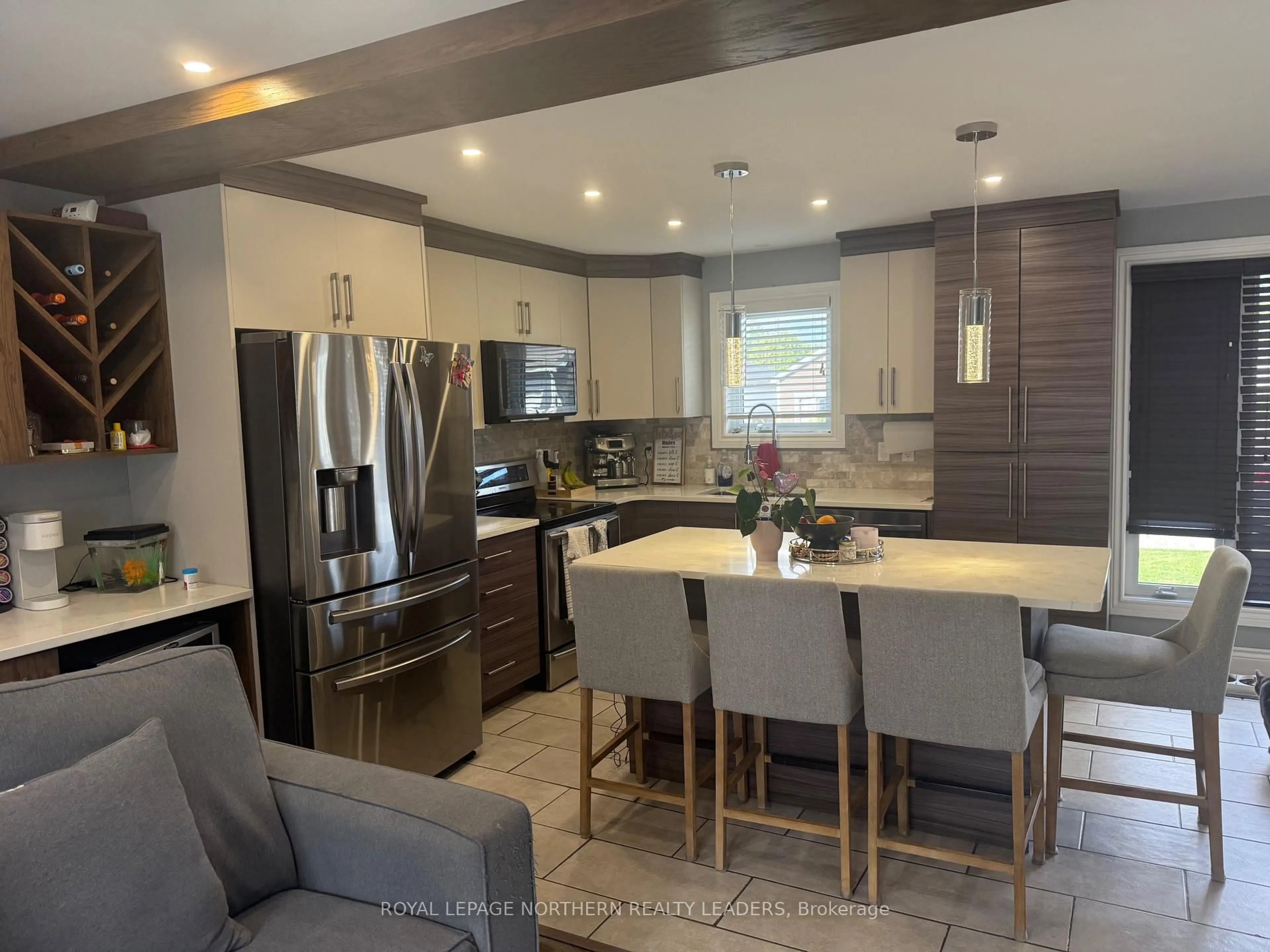 Open concept kitchen, ceramic/tile floor for 536 Tamarack St, Timmins Ontario P4N 6R9