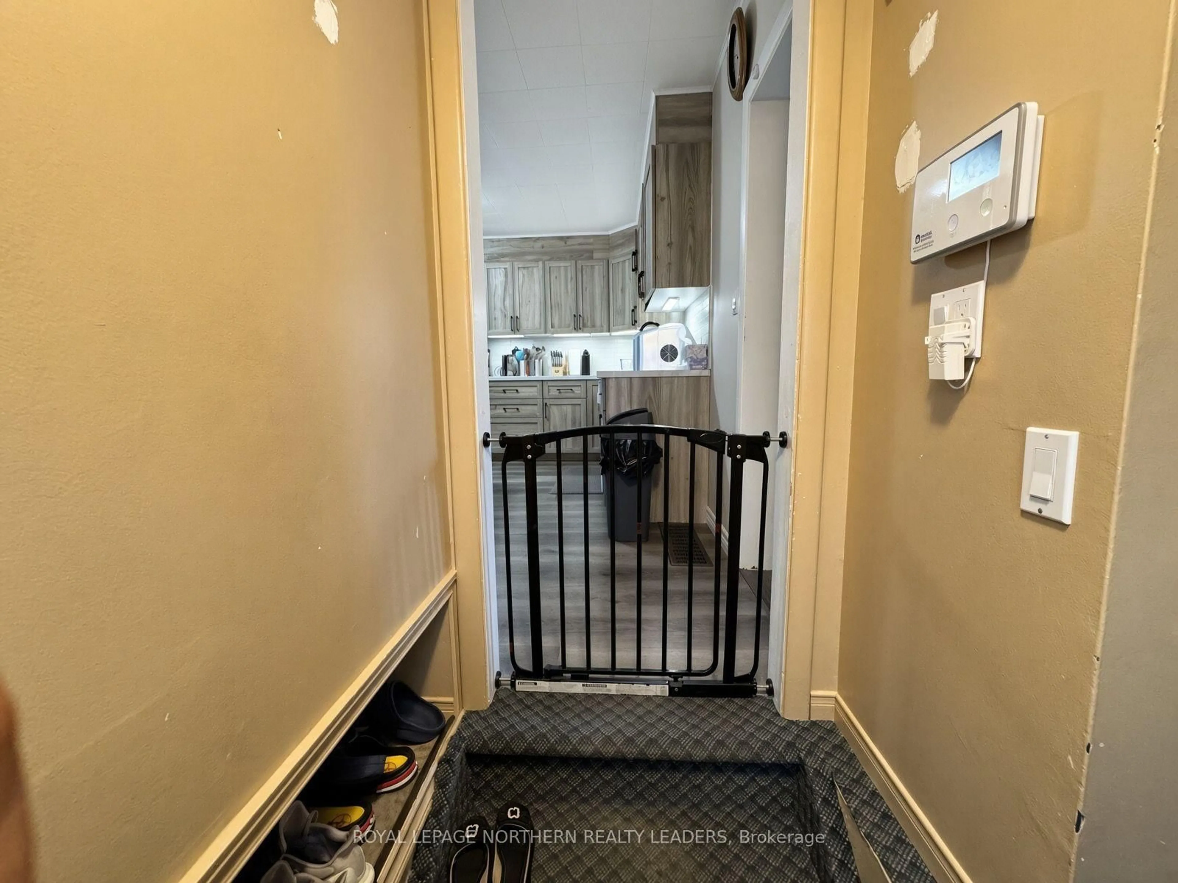 Indoor entryway for 53 Columbus Ave, Timmins Ontario P4N 3H2