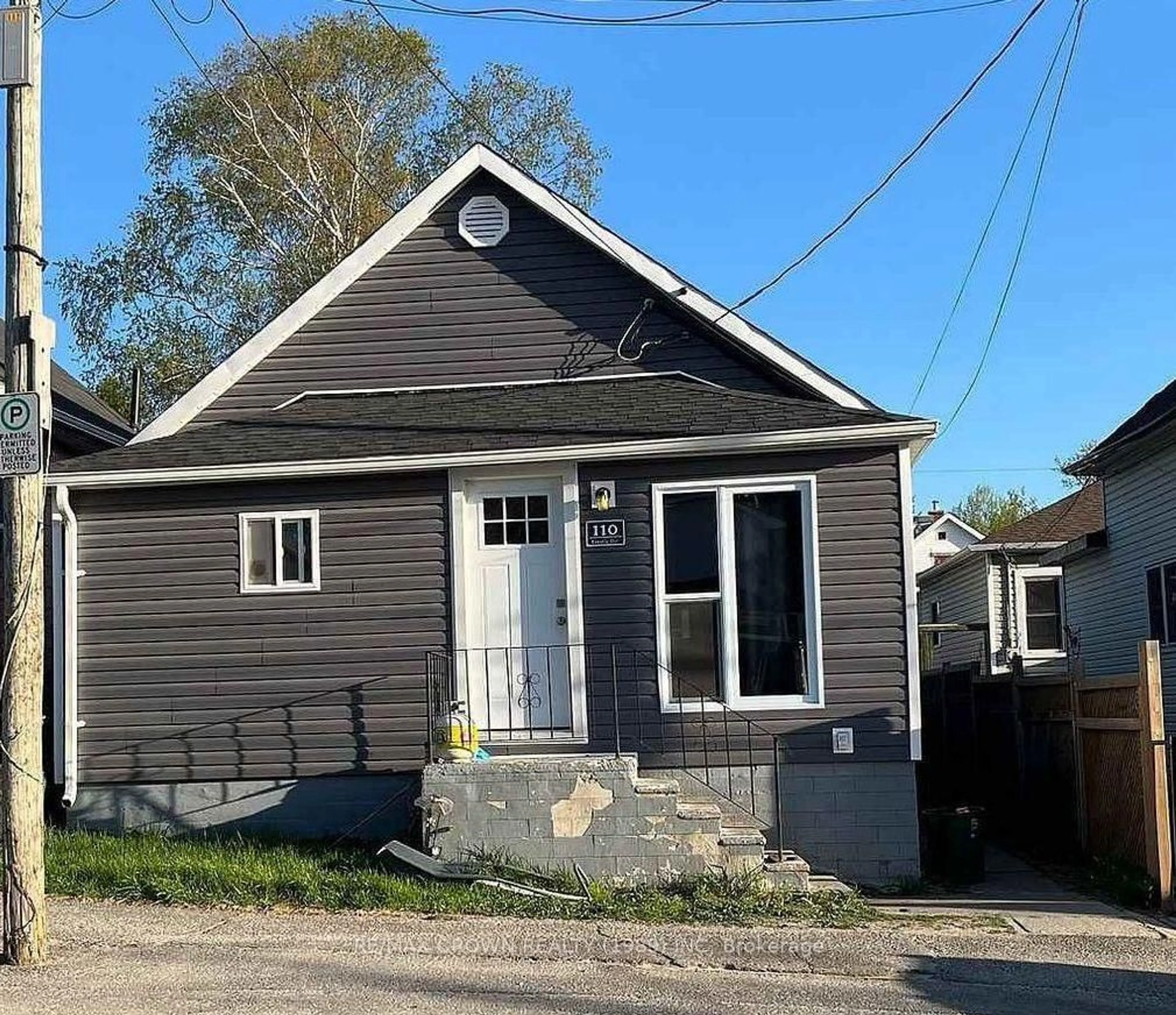 Home with vinyl exterior material, street for 110 Croatia Ave, Timmins Ontario P4N 1C3