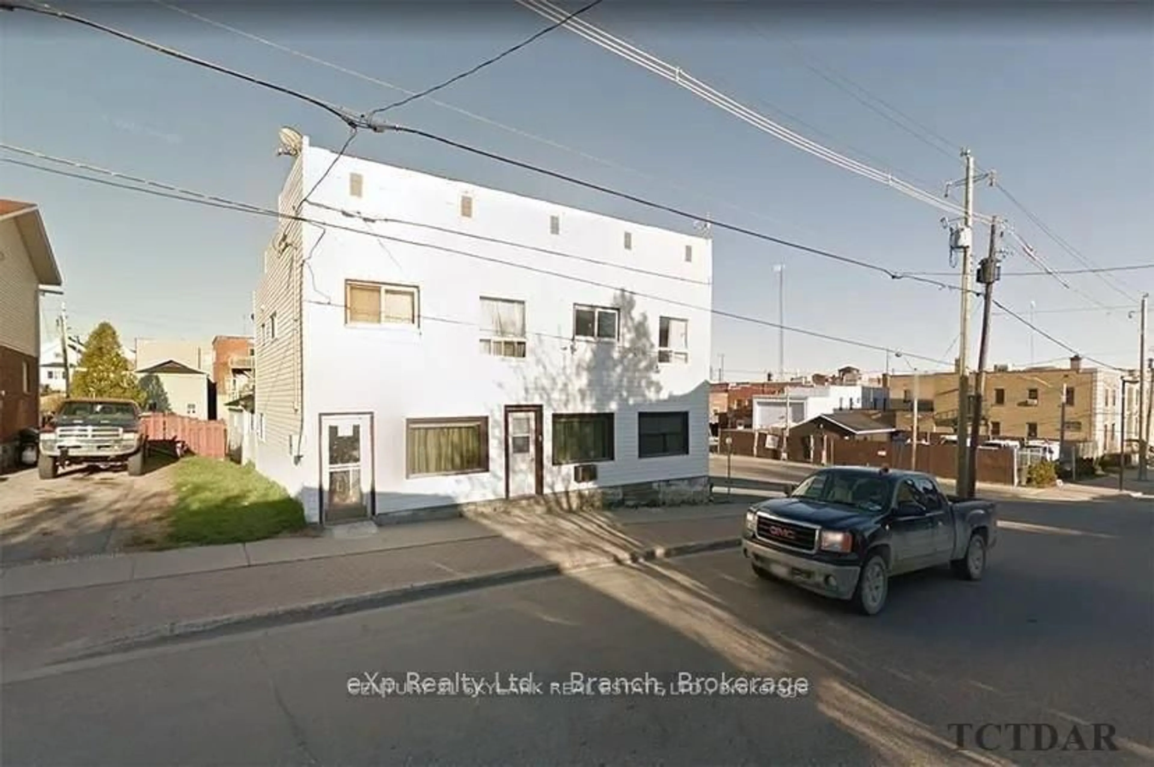 A pic from outside/outdoor area/front of a property/back of a property/a pic from drone, building for 43 Duncan Ave, Kirkland Lake Ontario P2N 1X8
