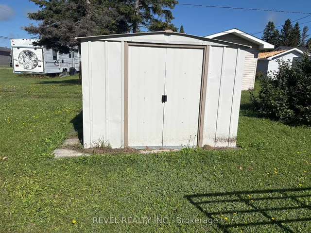 1 Cree Rd, Cochrane 5