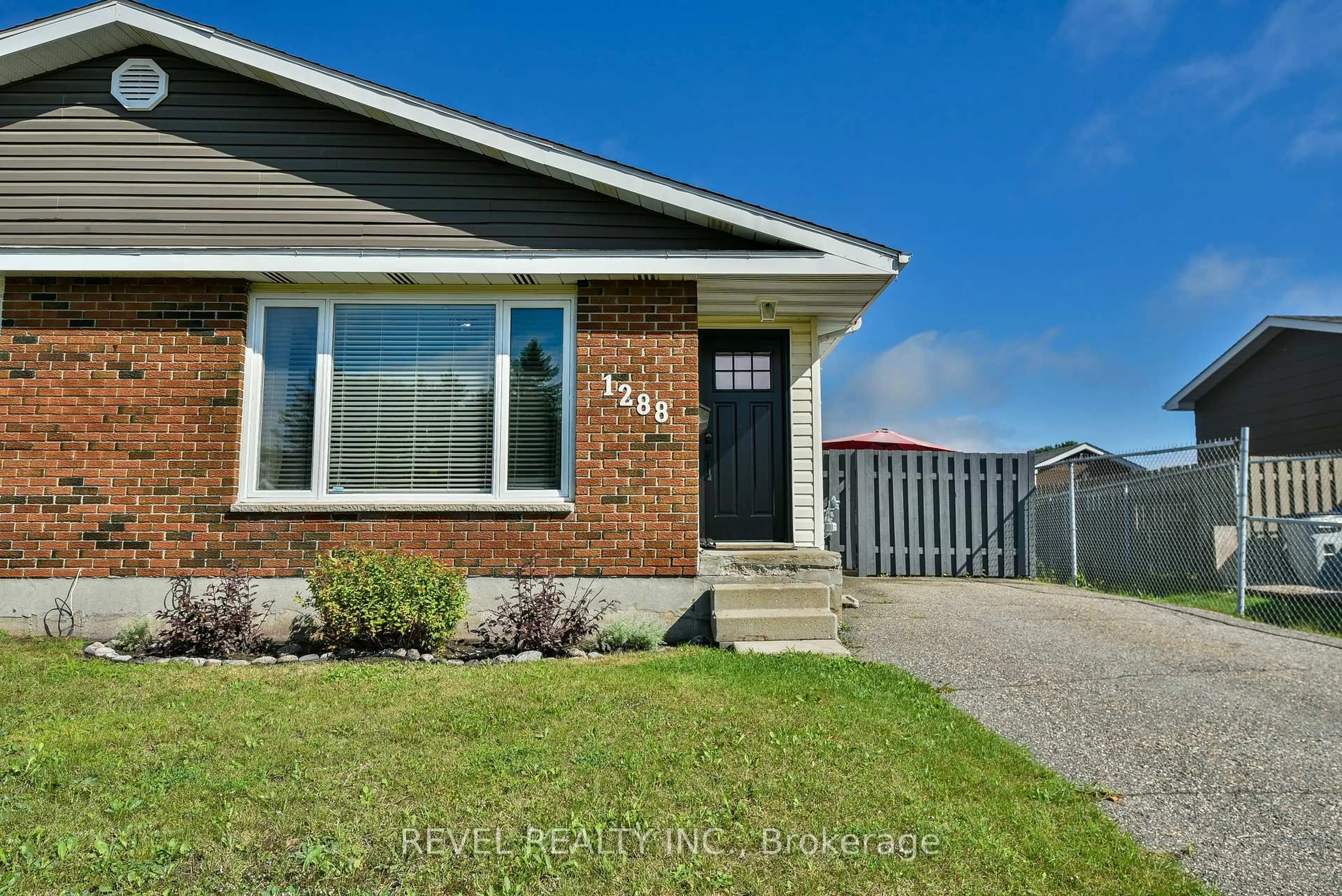 Unknown for 1288 Chenier Ave, Timmins Ontario P4R 1A7