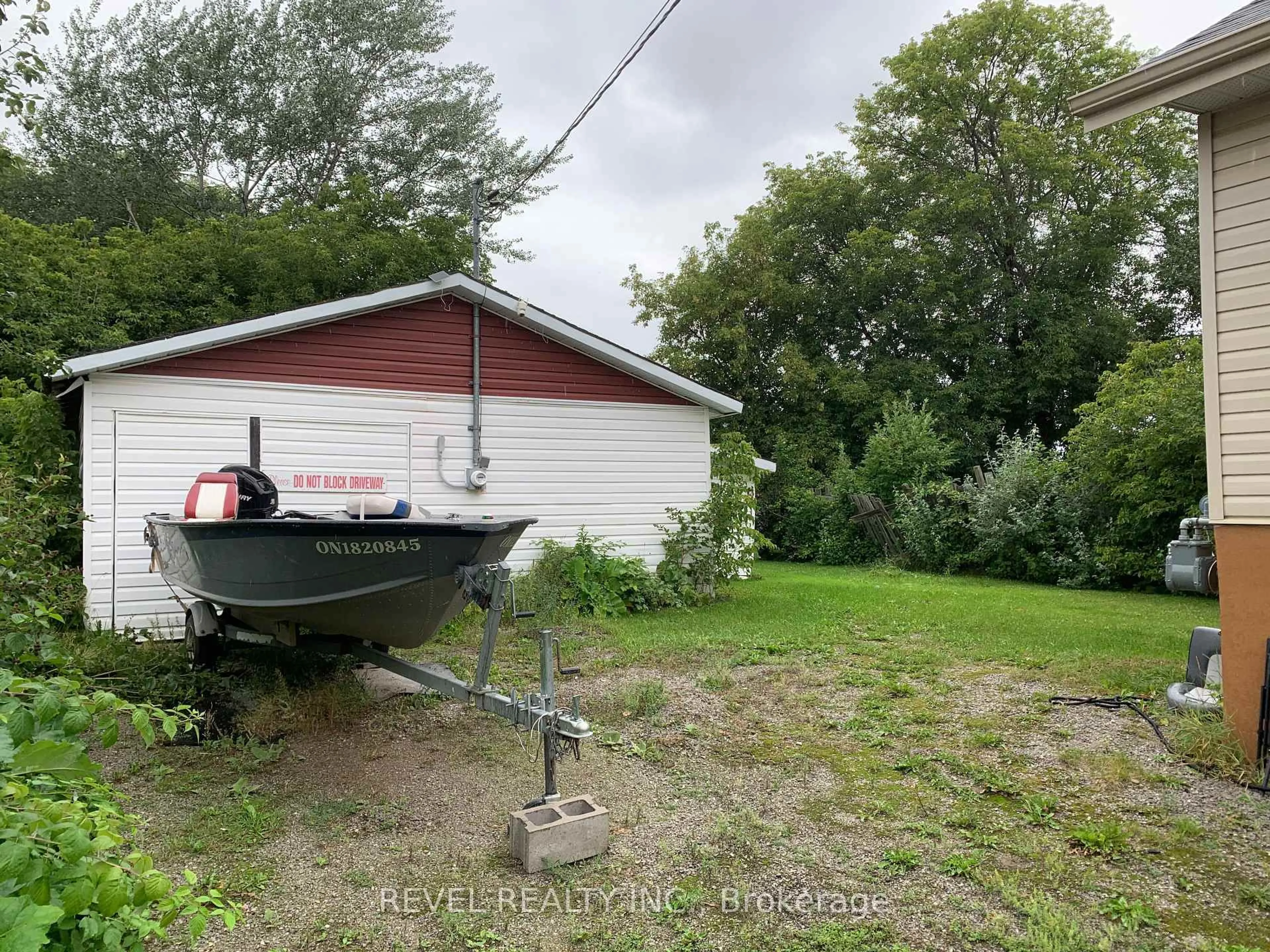 Shed for 155 Cameron St, Timmins Ontario P4N 5B9