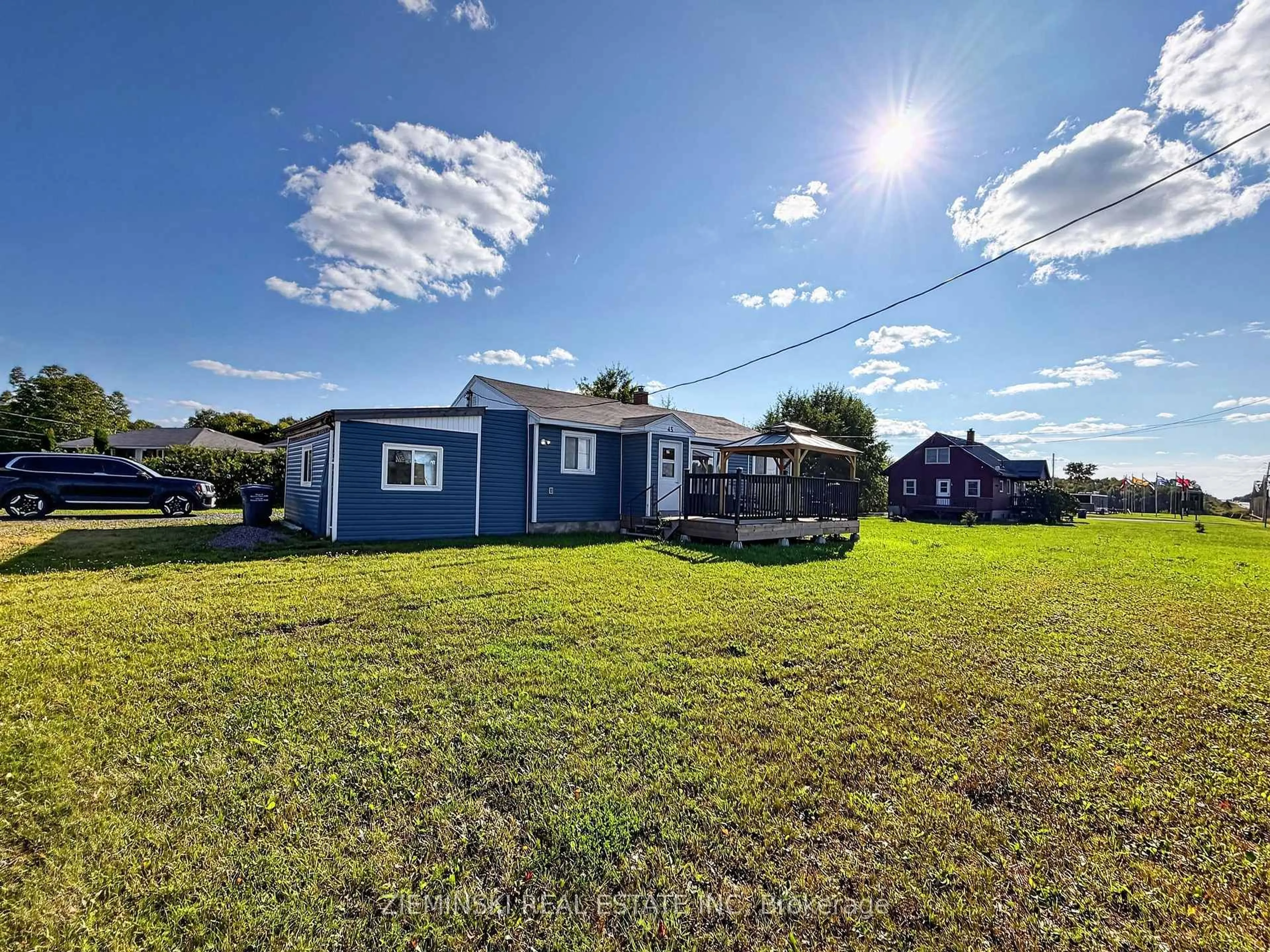 A pic from outside/outdoor area/front of a property/back of a property/a pic from drone, unknown for 45 Highway 11 Highway, Smooth Rock Falls Ontario P0L 2B0