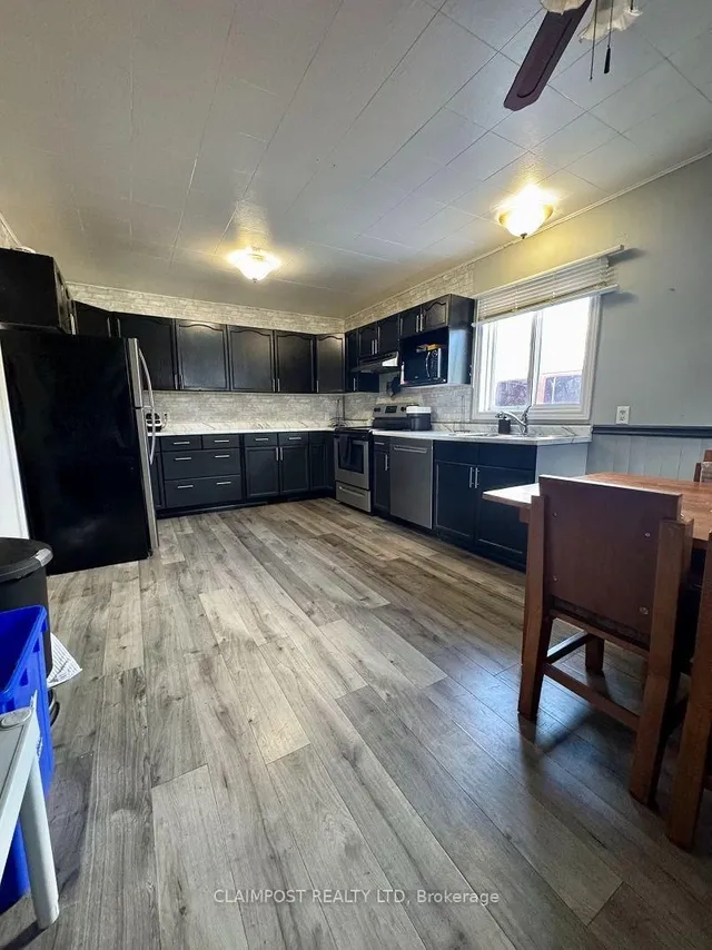 118 Columbus Ave, Timmins 3