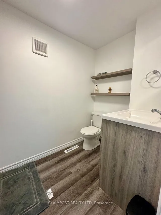 118 Columbus Ave, Timmins 5