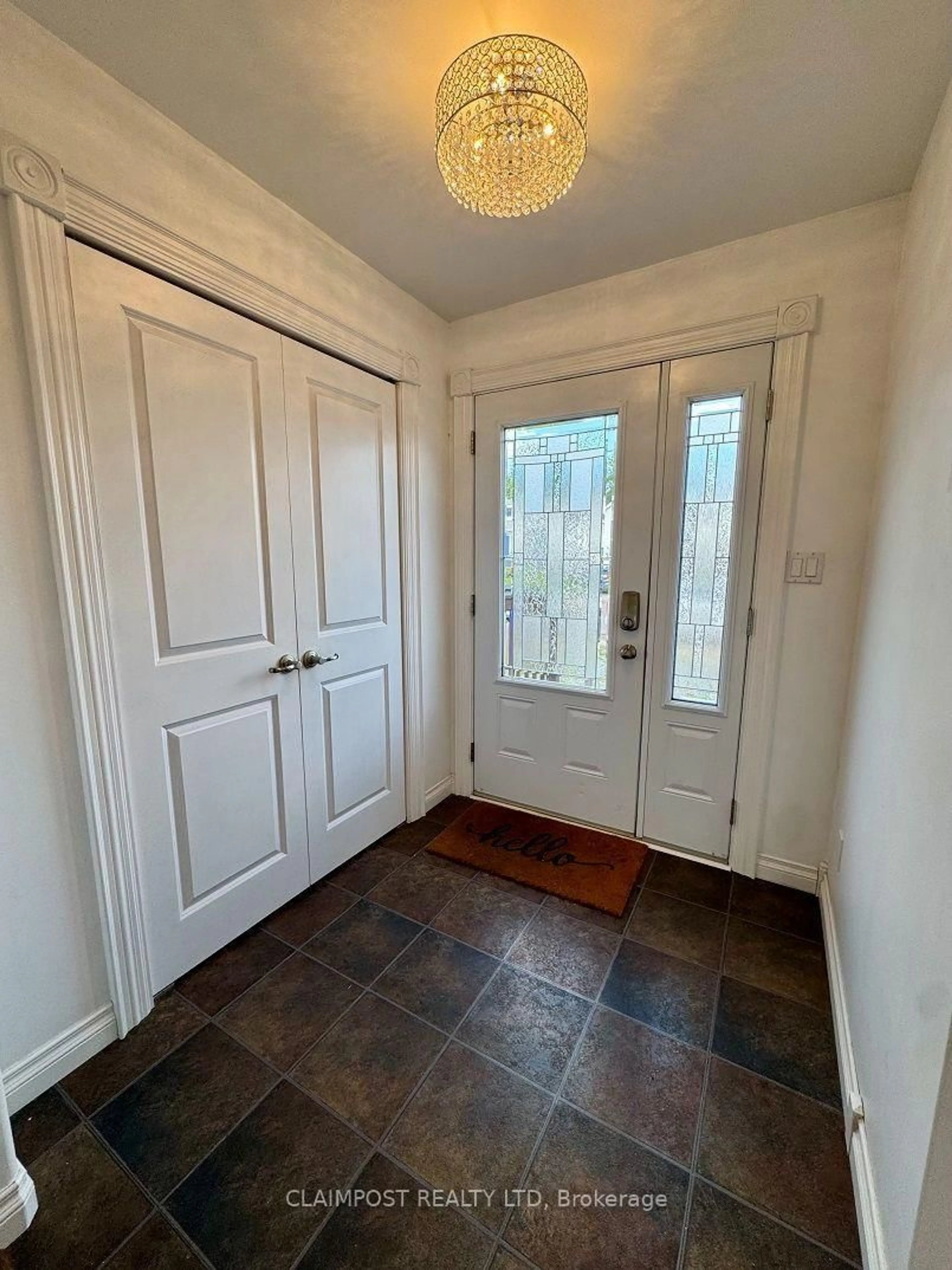 Indoor entryway for 455 Harmony St, Timmins Ontario P4N 7A4