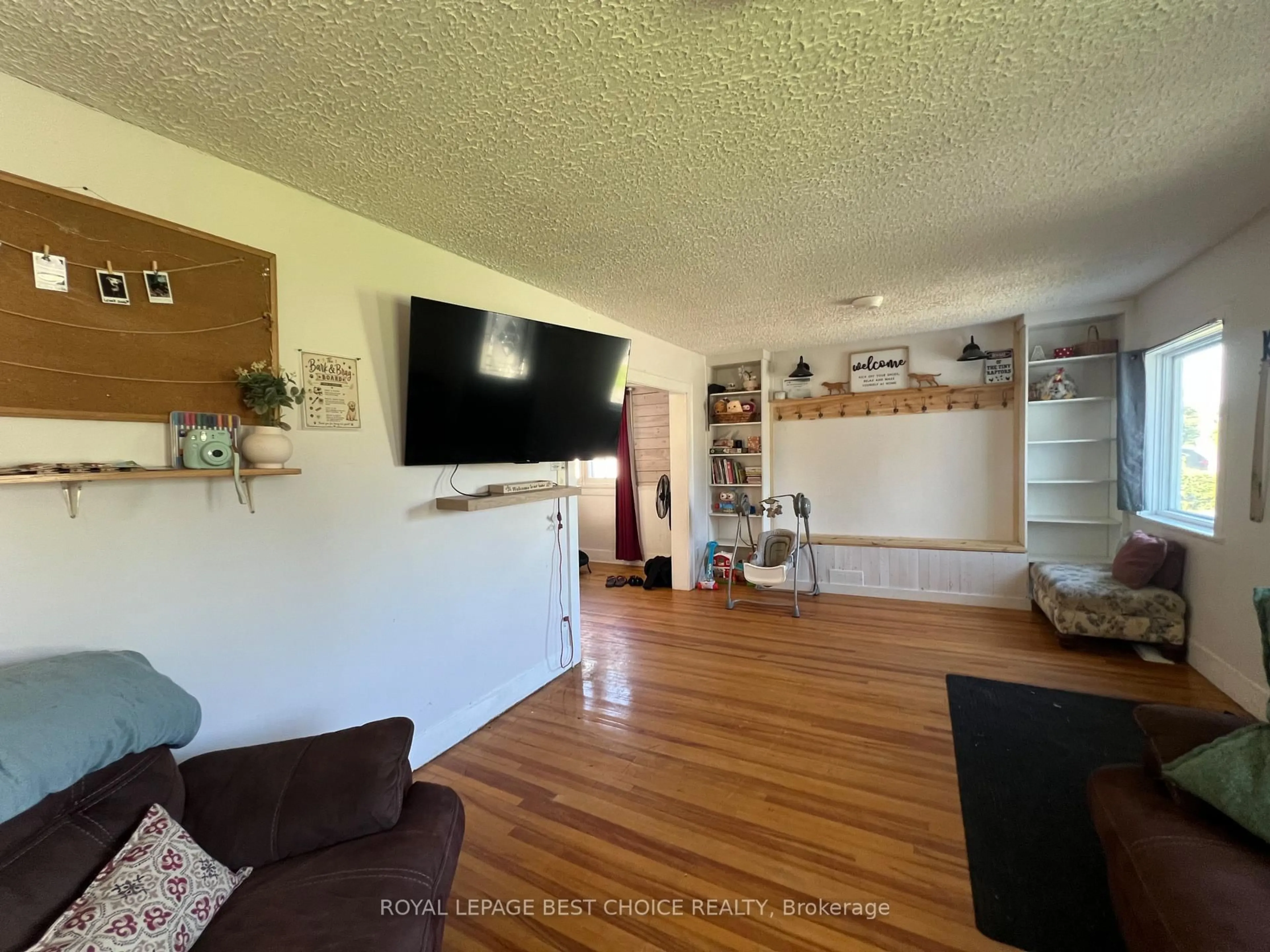 A pic of a room for 246 McCamus Ave, Temiskaming Shores Ontario P0J 1P0