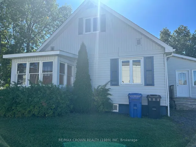 85 Dominion Ave, Kapuskasing 2