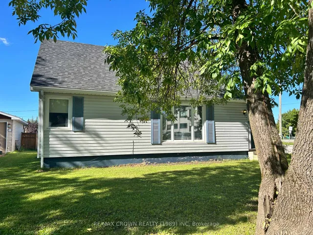 85 Dominion Ave, Kapuskasing 3