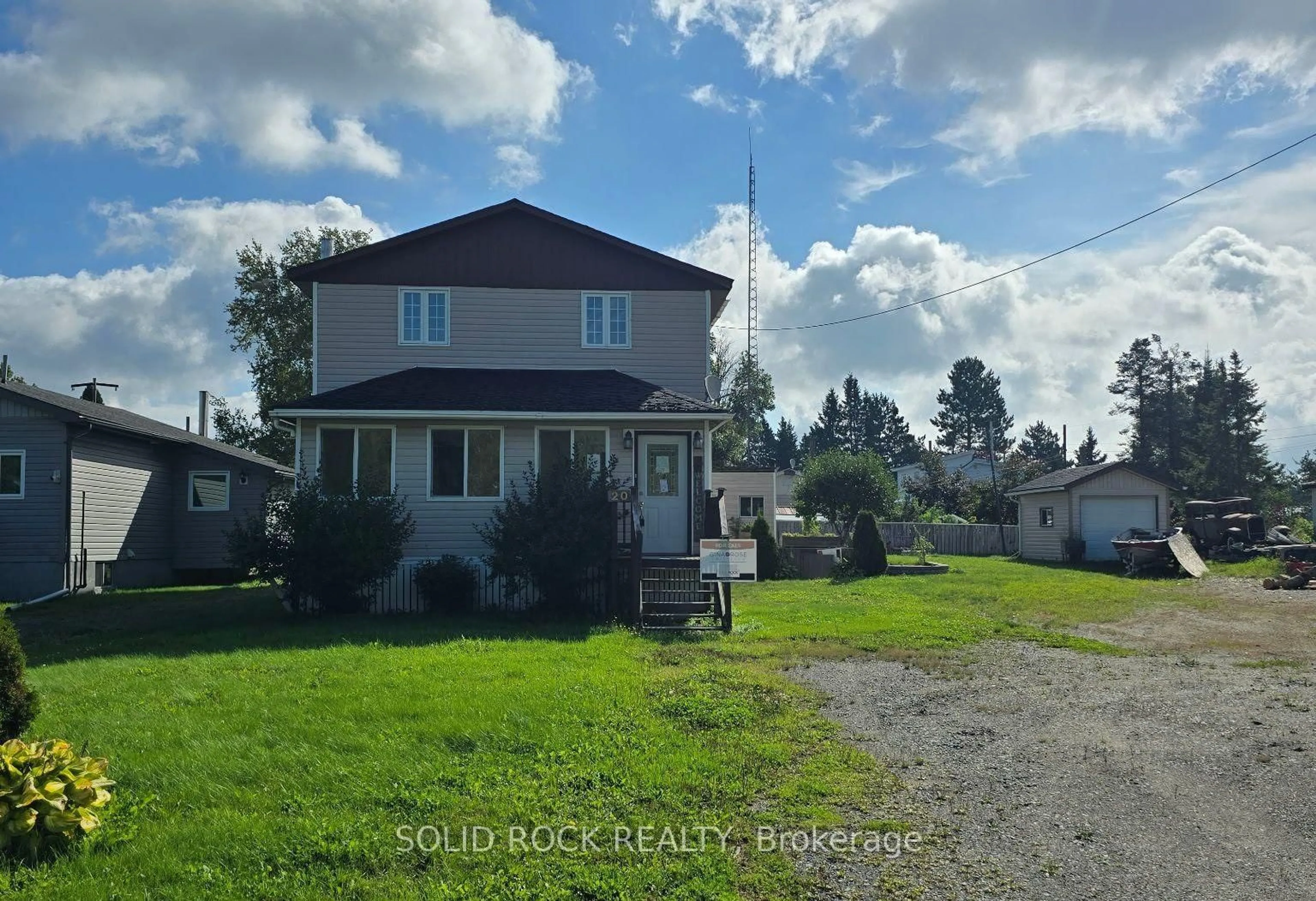 A pic from outside/outdoor area/front of a property/back of a property/a pic from drone, unknown for 20 Main St, Kirkland Lake Ontario P0K 1K0