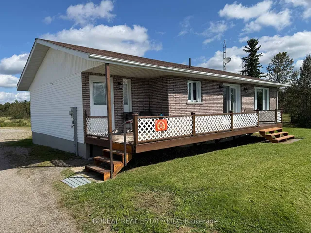 1363 Hwy 652, Cochrane 2