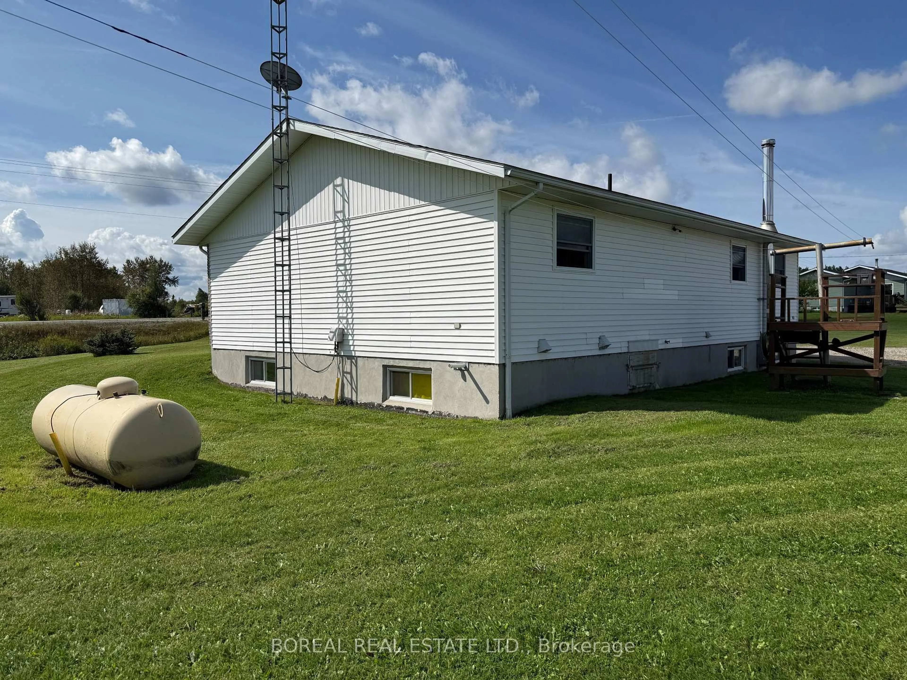 Unknown for 1363 Hwy 652, Cochrane Ontario P0L 1C0