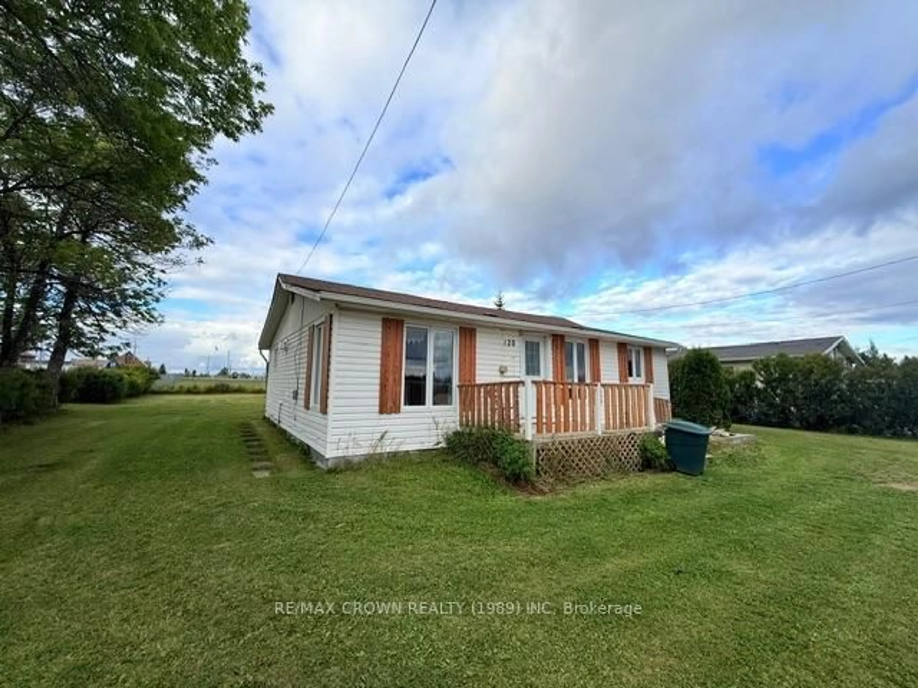 A pic from outside/outdoor area/front of a property/back of a property/a pic from drone, water/lake/river/ocean view for 120 GOVERNMENT Rd #Opasatika, Opasatika Ontario P0L 1Z0