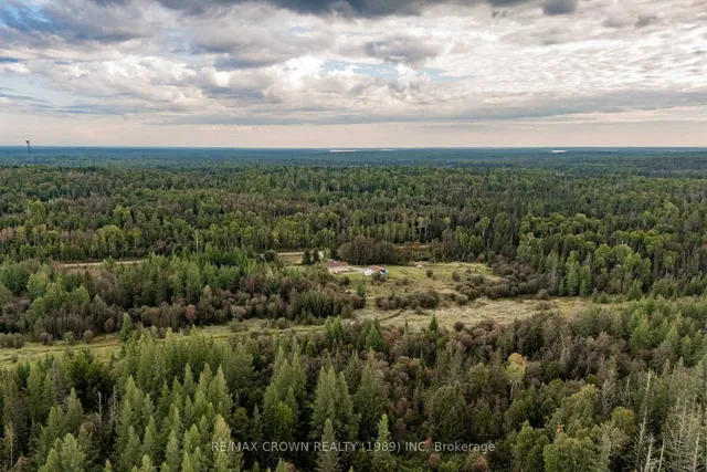 12 St Joseph Rd #Moonbeam, Kapuskasing 4