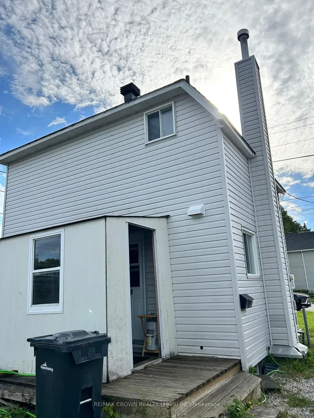 45 Dallyn Ave, Kapuskasing 4