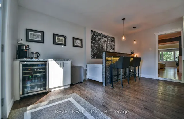 25 Shamrock Ave, Timmins 3