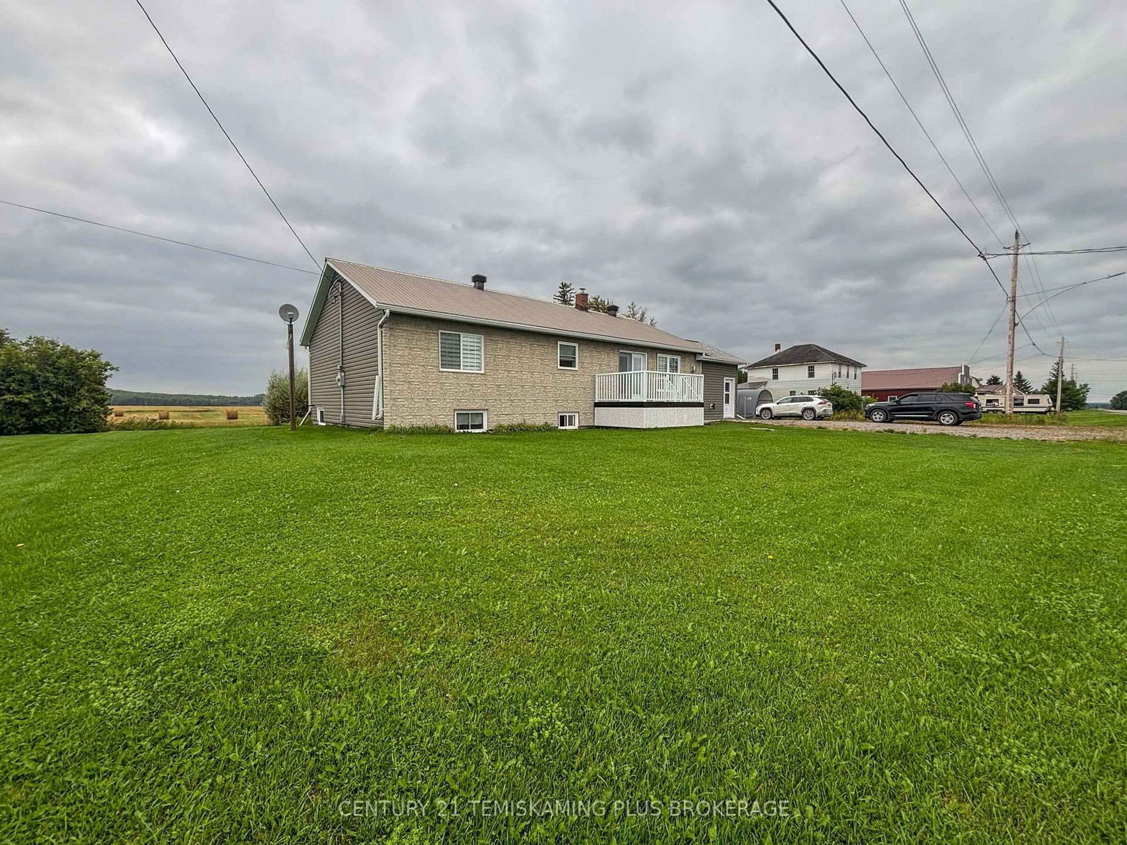 A pic from outside/outdoor area/front of a property/back of a property/a pic from drone, water/lake/river/ocean view for 7 Main St, Timiskaming Ontario P0J 1A0